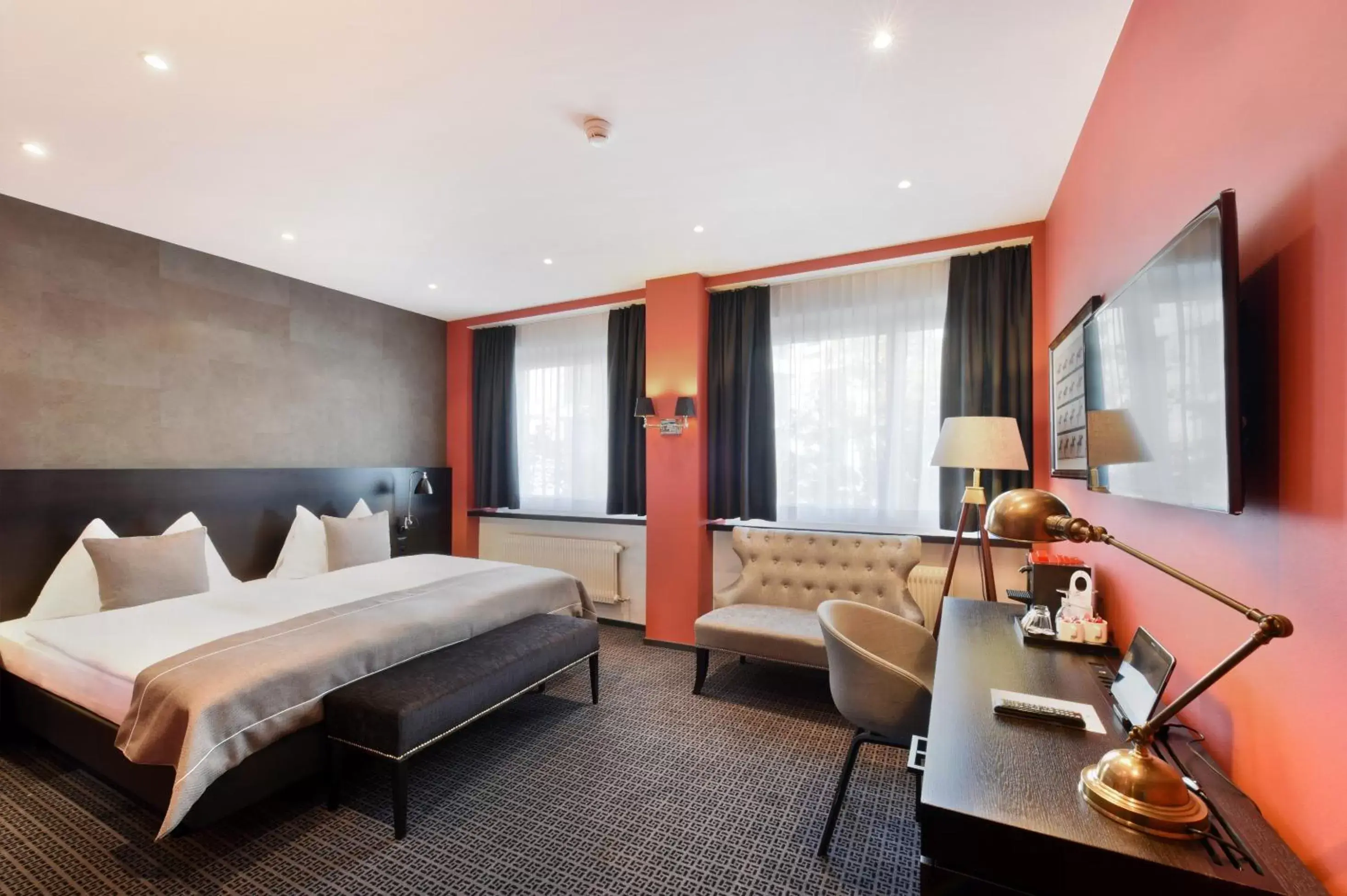 Photo of the whole room in Hotel City Zürich Design & Lifestyle
