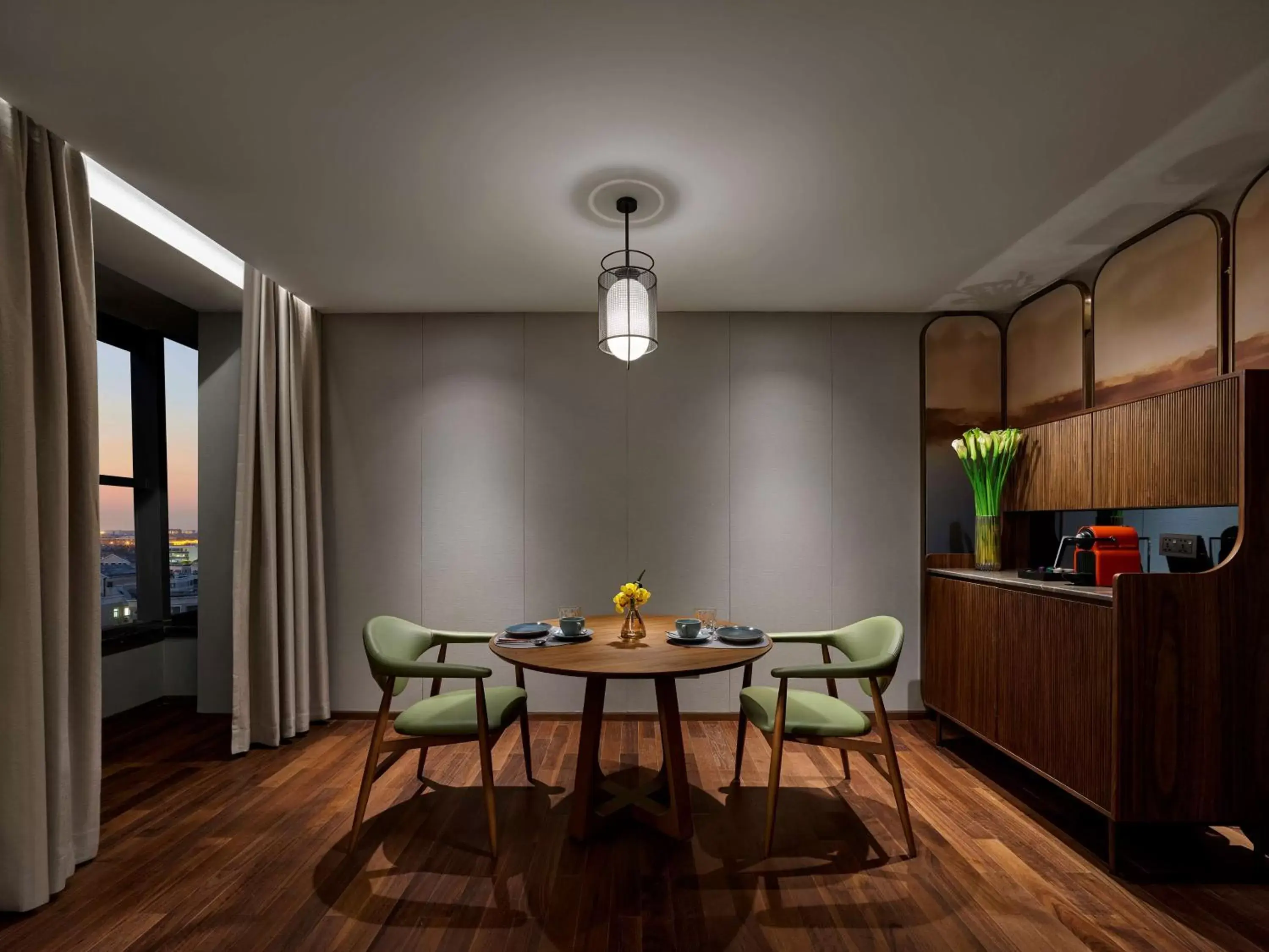 Living room in Hilton Shanghai Hongqiao Living room in Hilton Shanghai Hongqiao