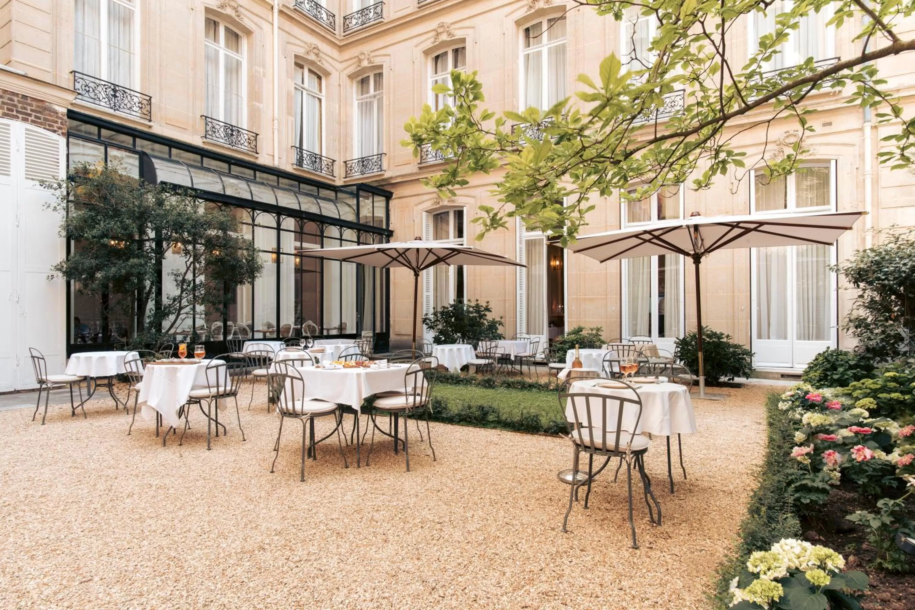Restaurant/places to eat in Hôtel Alfred Sommier