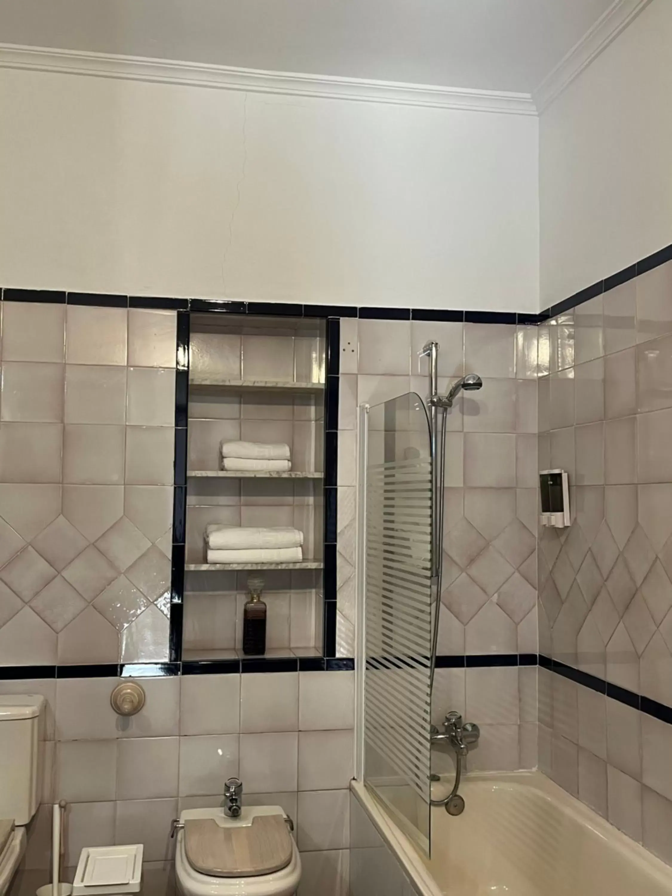 Bathroom in Stay Komodo Casa Maravilla