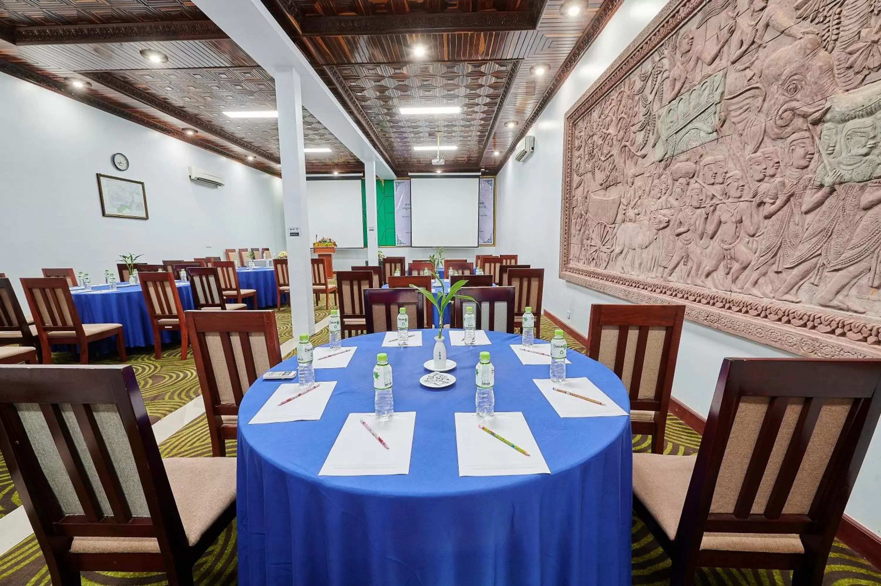 Meeting/conference room, Restaurant/Places to Eat in Lbn Asian Hotel