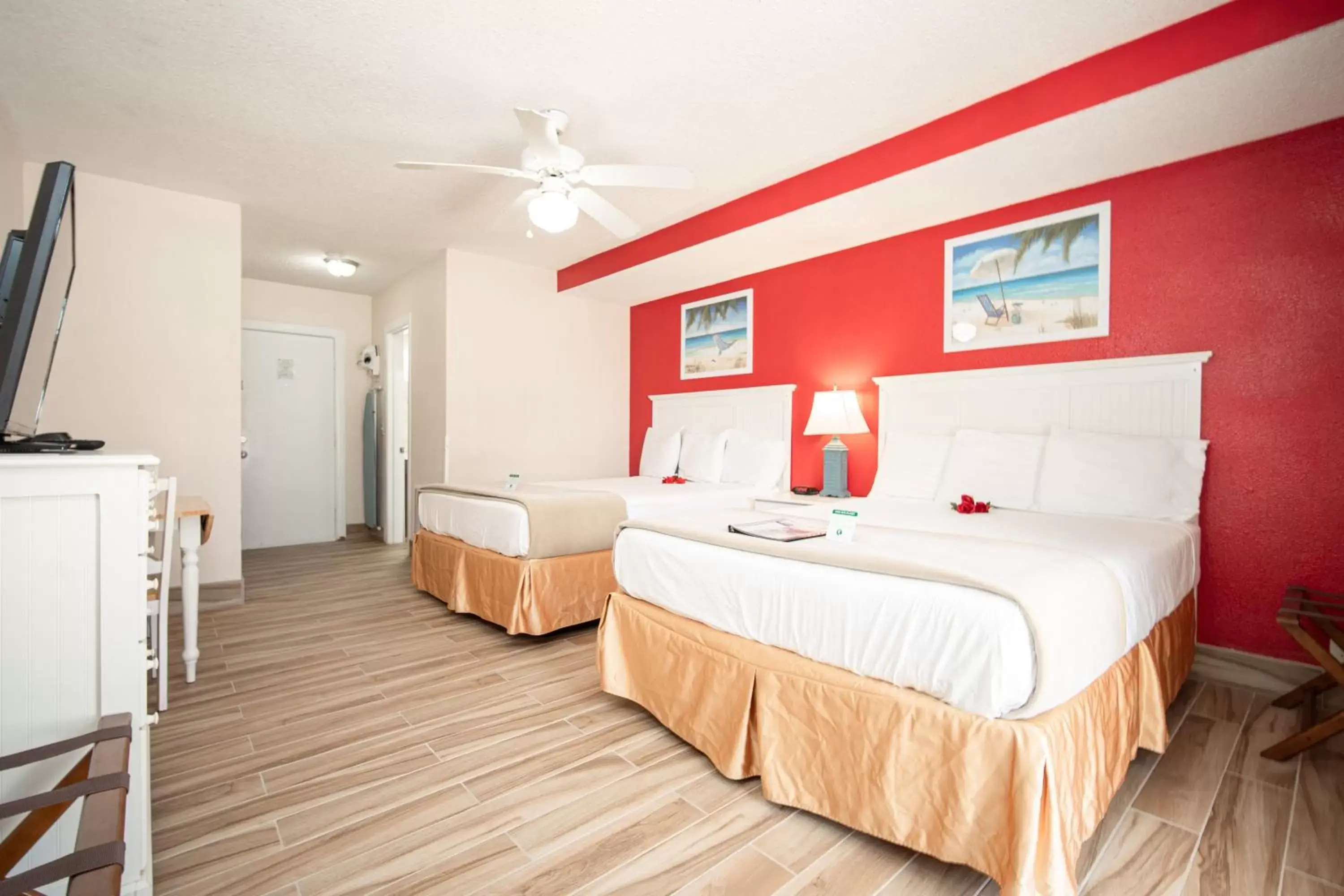 Deluxe Room with Two Queen Beds - Non-Smoking in Island Sun Inn & Suites - Venice, Florida Historic Downtown & Beach Getaway