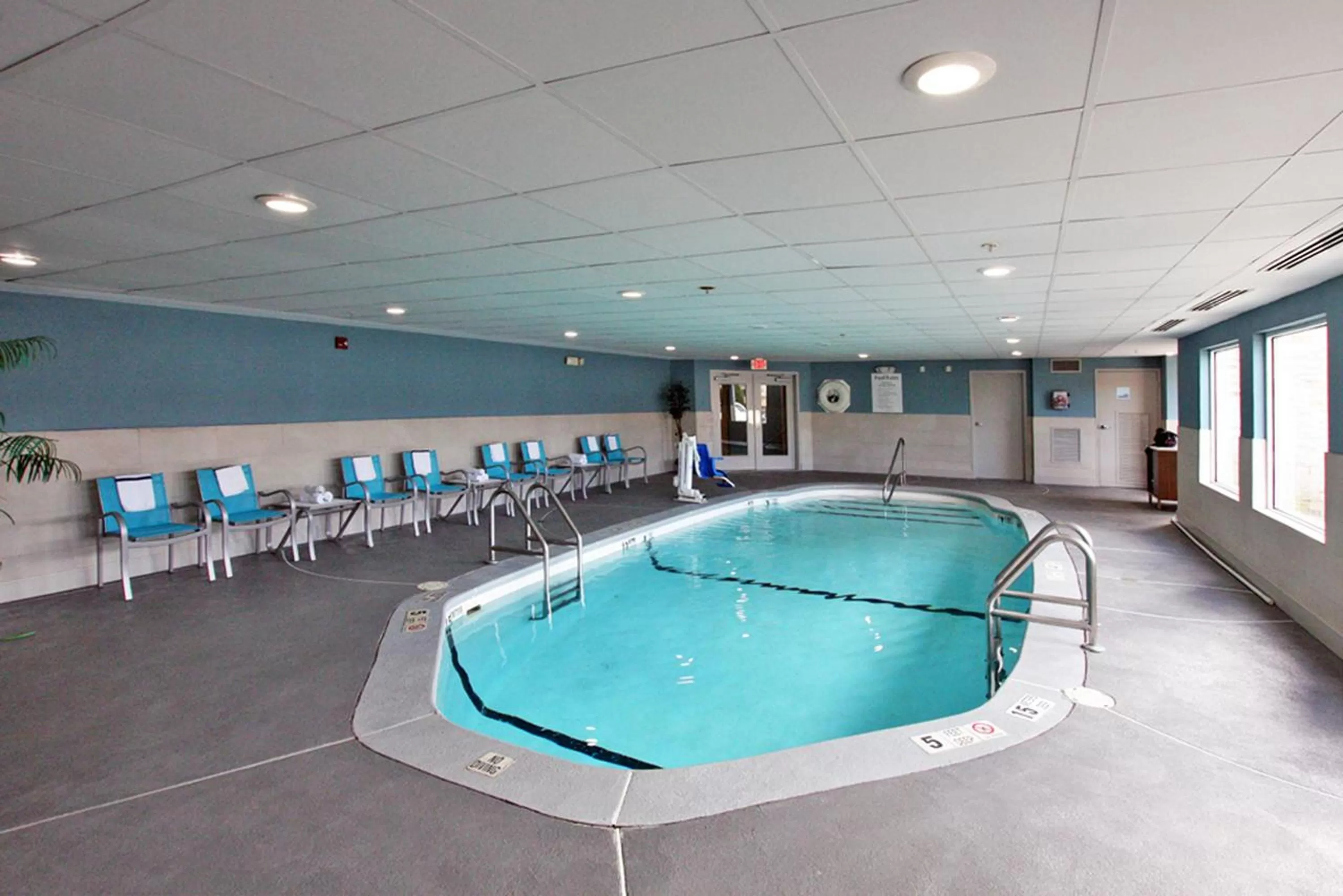 Swimming pool in Holiday Inn Express Branford-New Haven by IHG