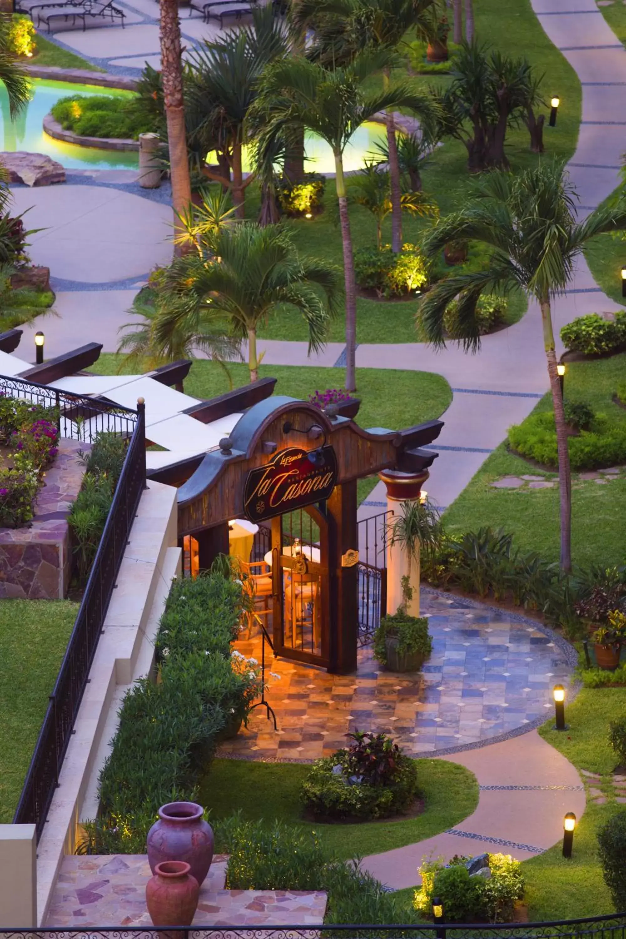Restaurant/places to eat, Pool View in Villa la Estancia Beach Resort & Spa