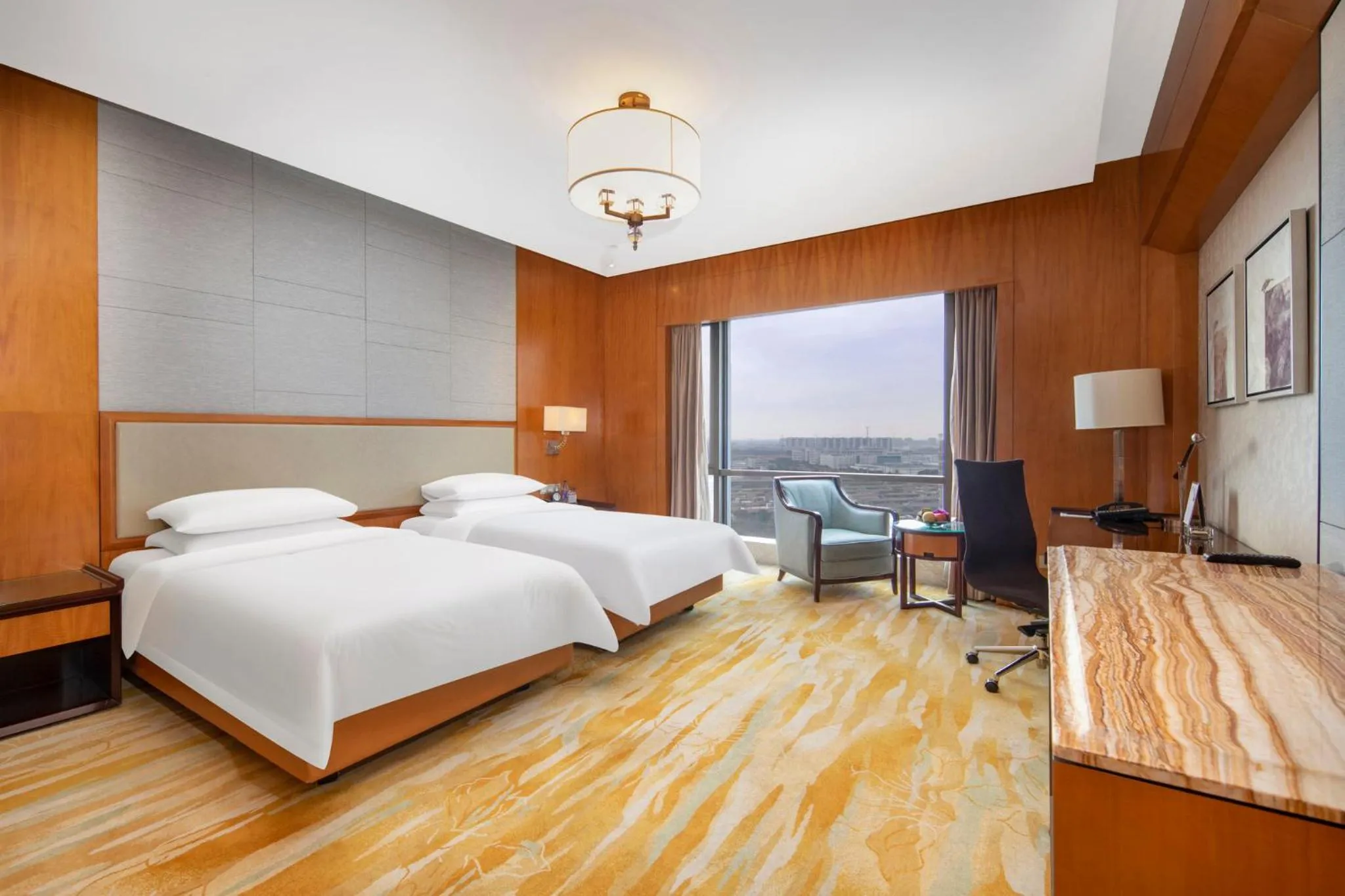 Photo of the whole room, Bed in InterContinental Changzhou by IHG