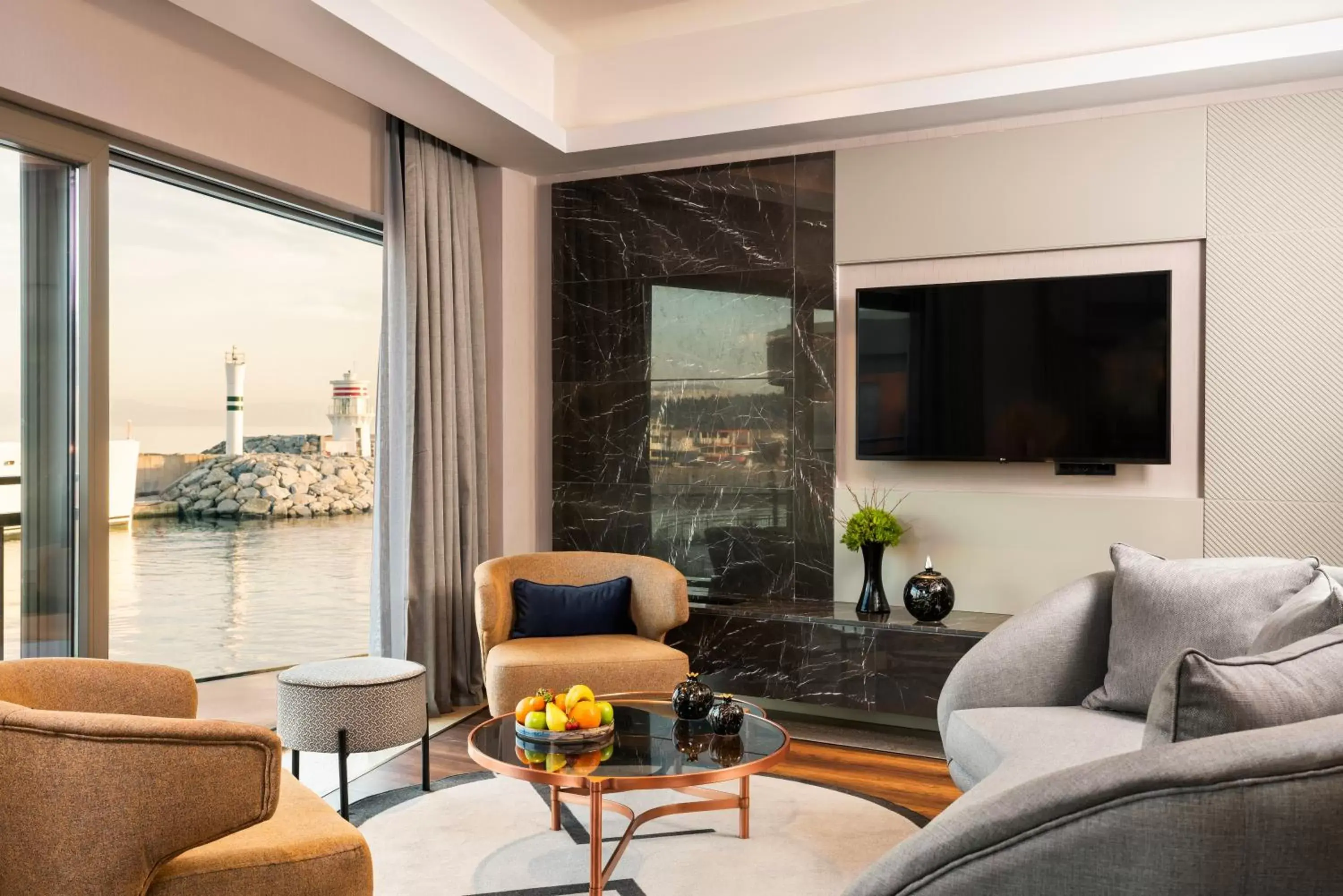Living room, Seating Area in Crowne Plaza - Istanbul Tuzla Viaport Marina, an IHG Hotel