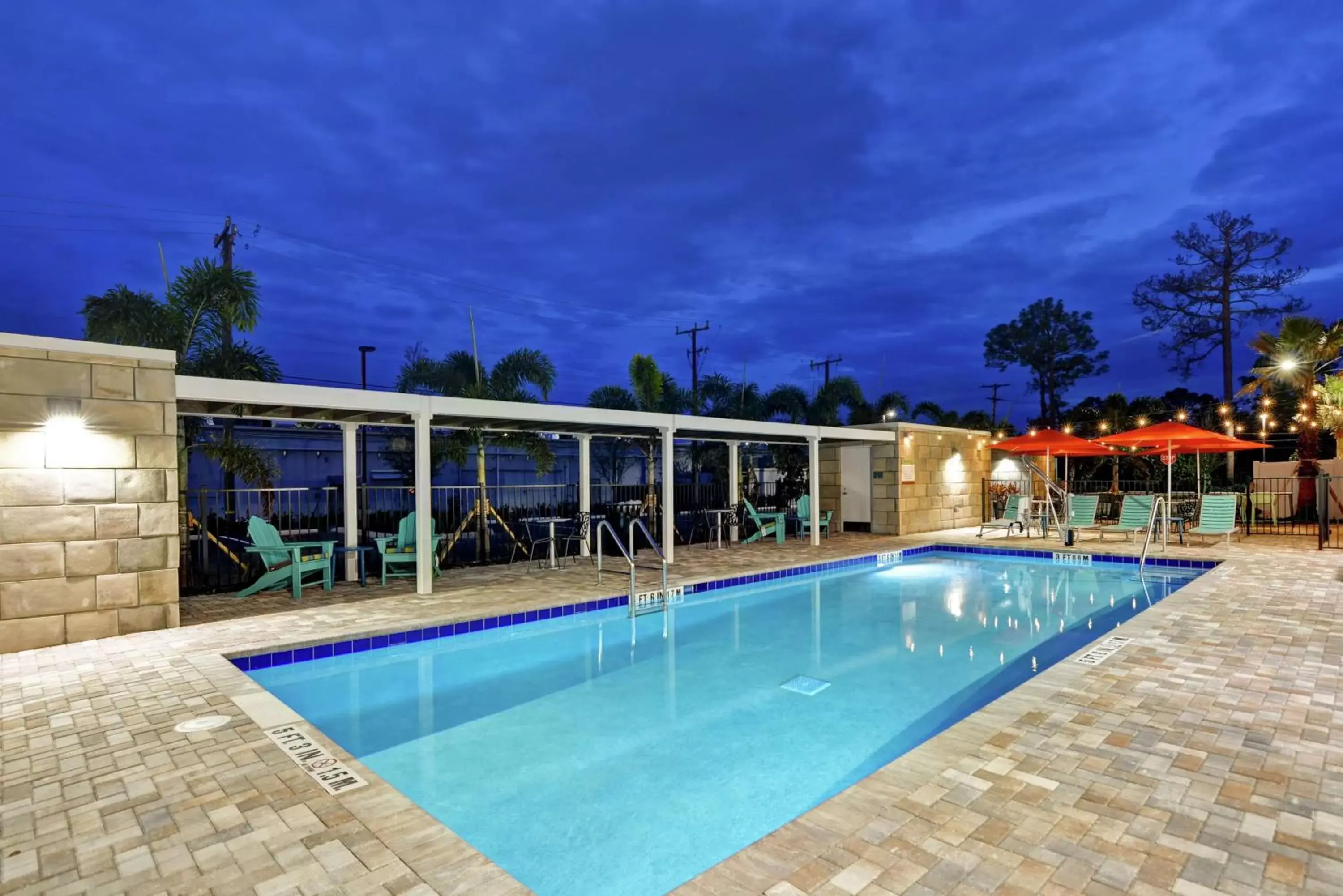 Pool view, Swimming Pool in Home2 Suites By Hilton Daytona Beach Speedway