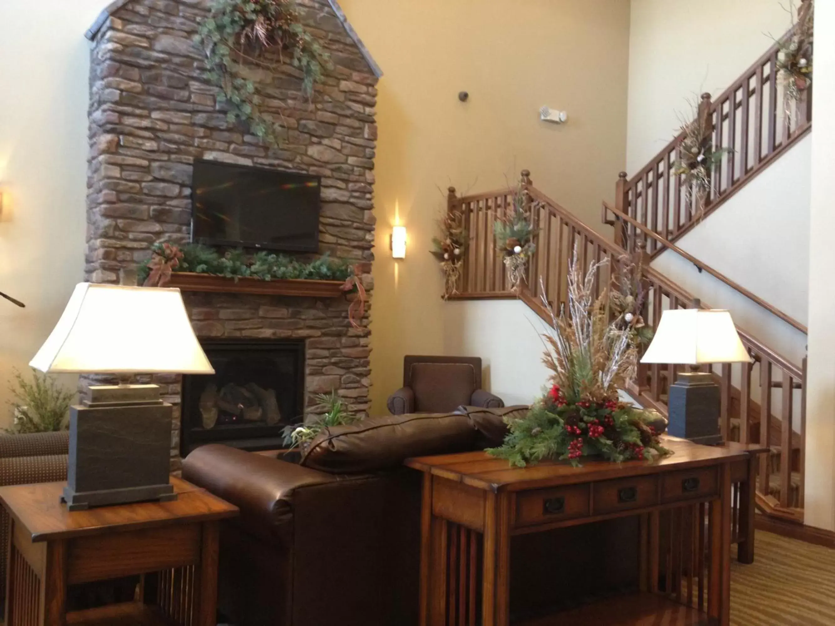 Lobby or reception, Seating Area in GrandStay Inn & Suites of Luverne