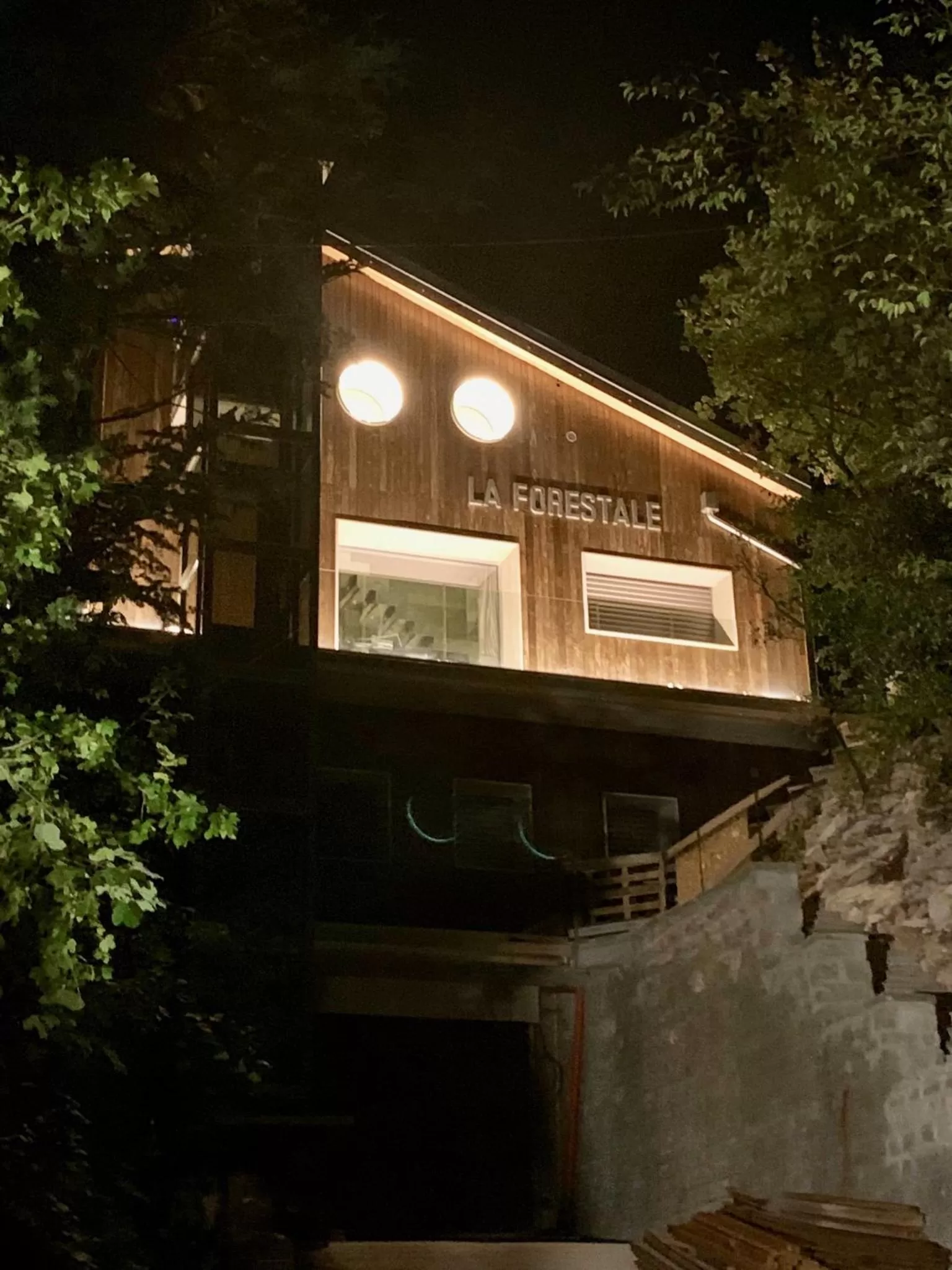 Property building in La Forestale Luxury Ecolodge B&B Primo Piano