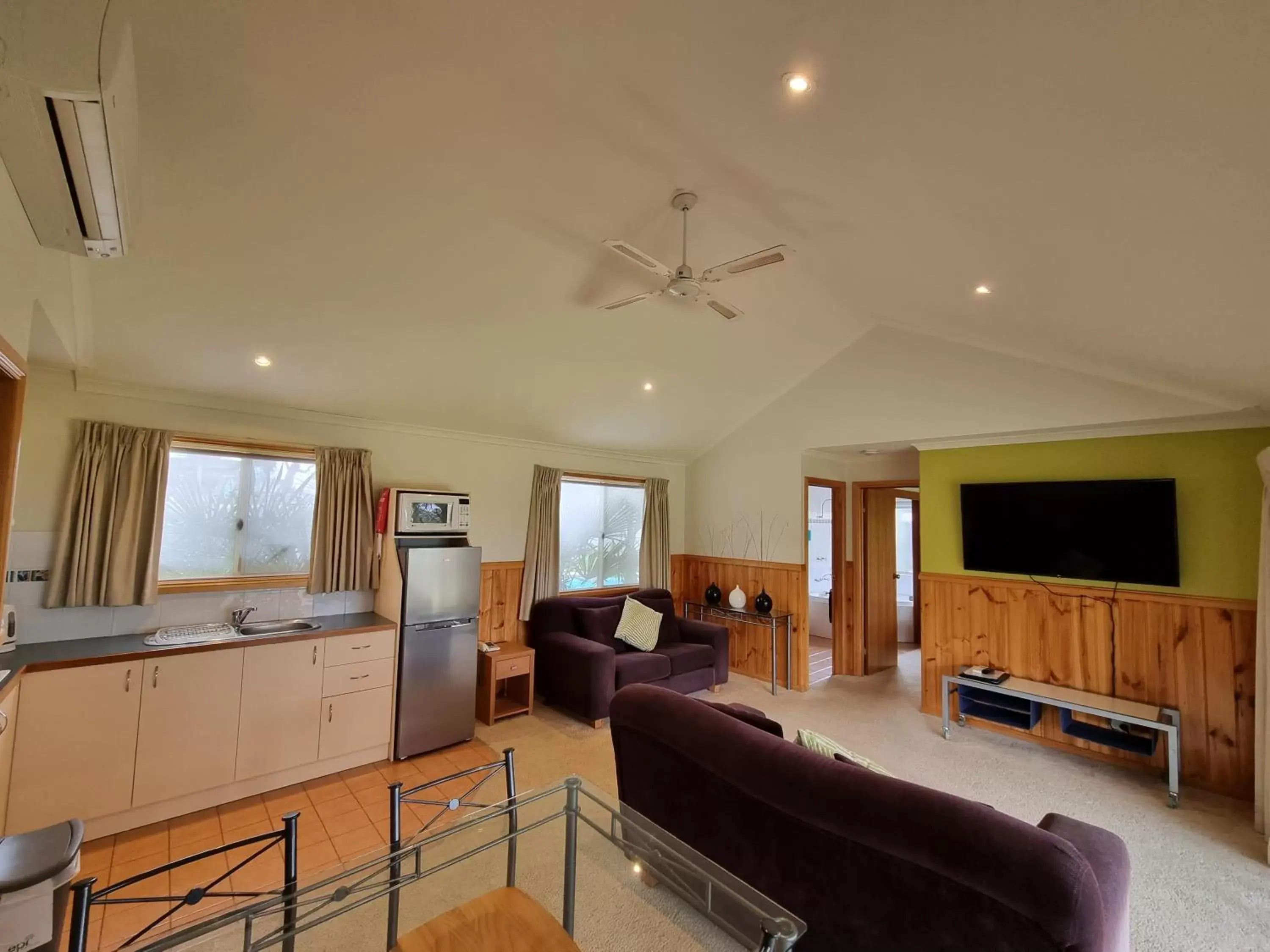 TV and multimedia, Seating Area in Golden Heritage Accommodation