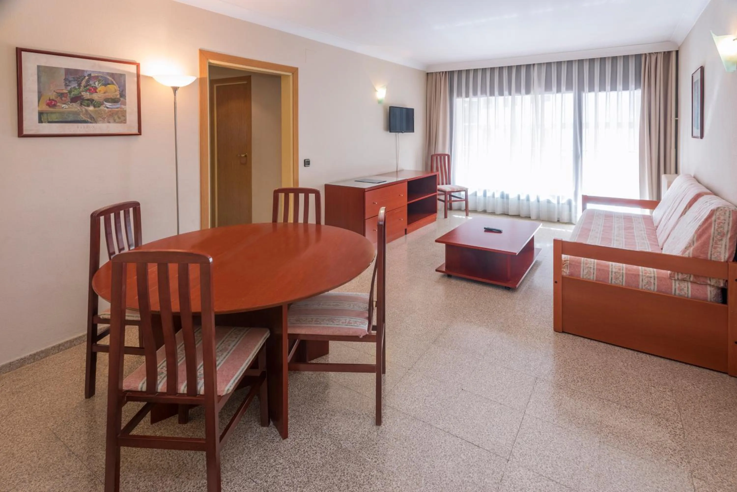 Living room, Bed in Hotel & Aparthotel Cosmos