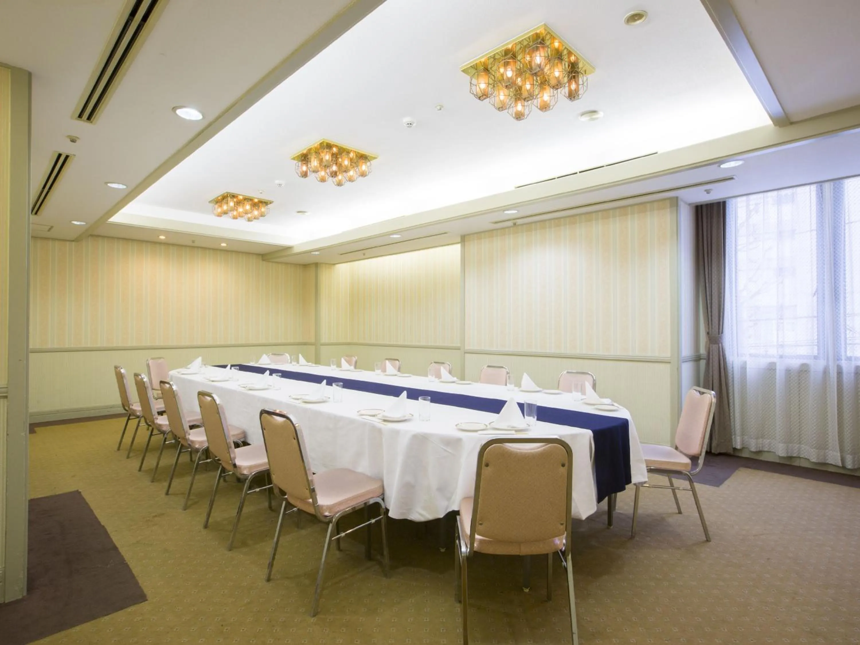 Business facilities in Hotel Abest Sapporo