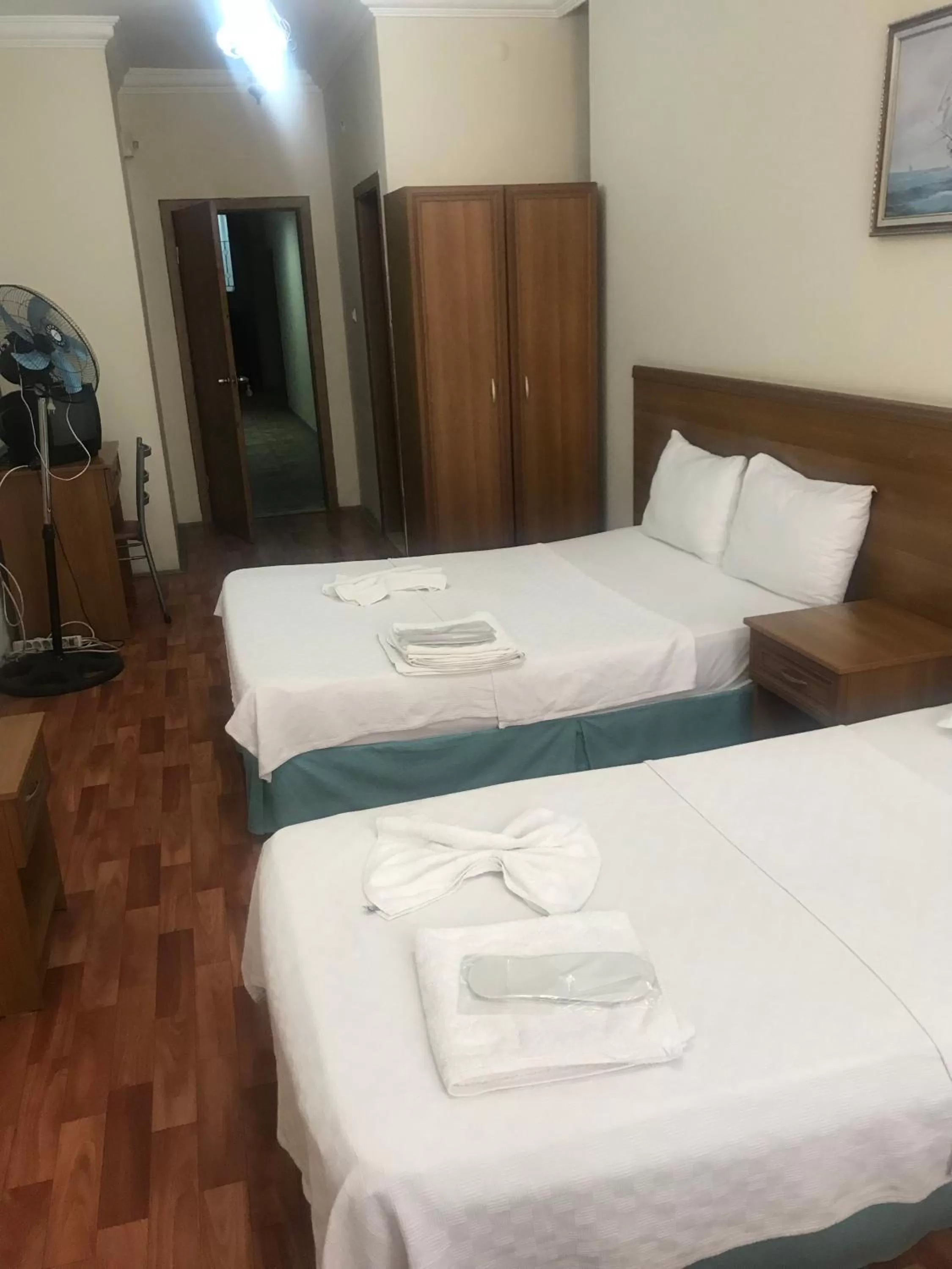 Bedroom, Bed in bedesten otel