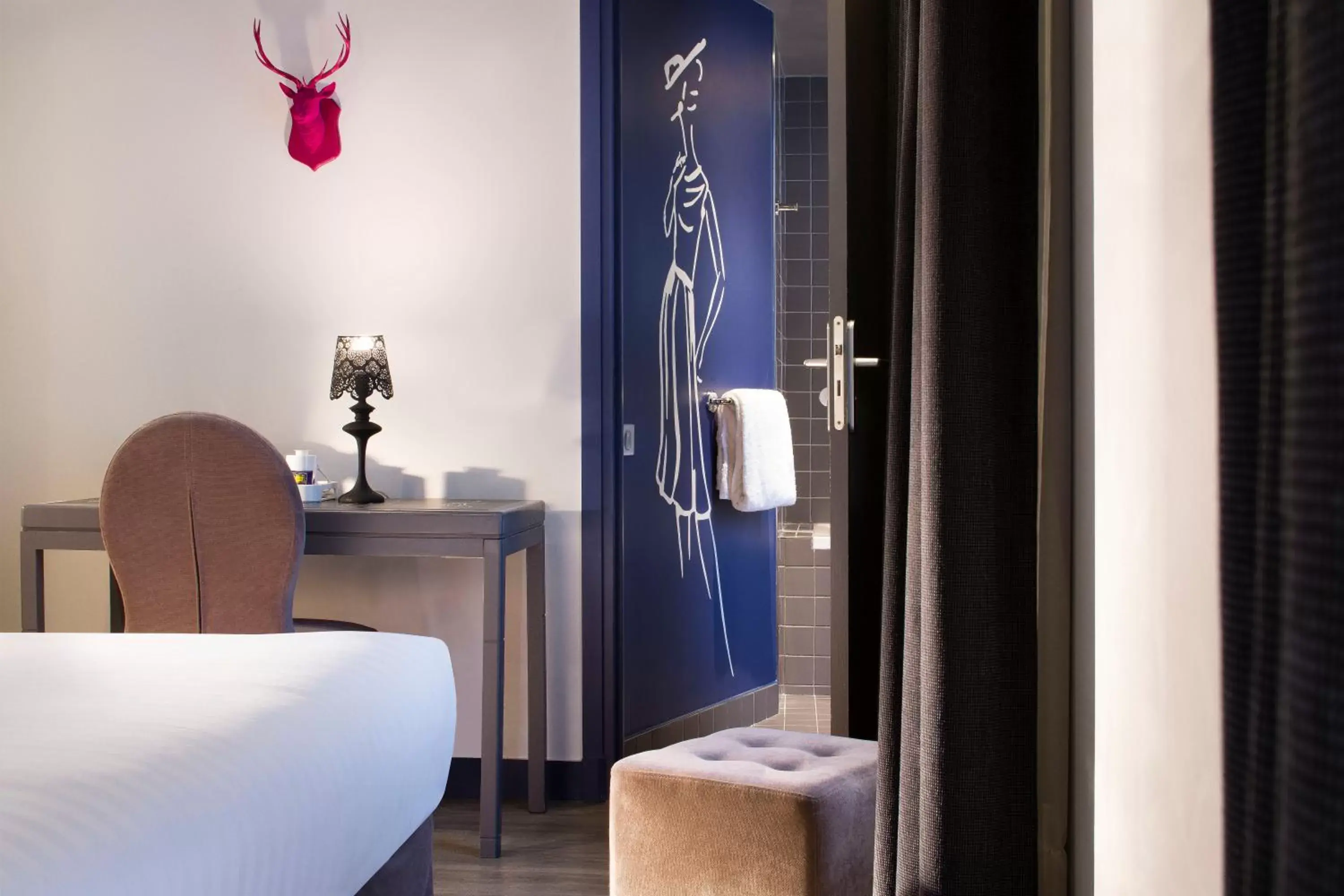 Decorative detail, Bathroom in Hotel Mademoiselle