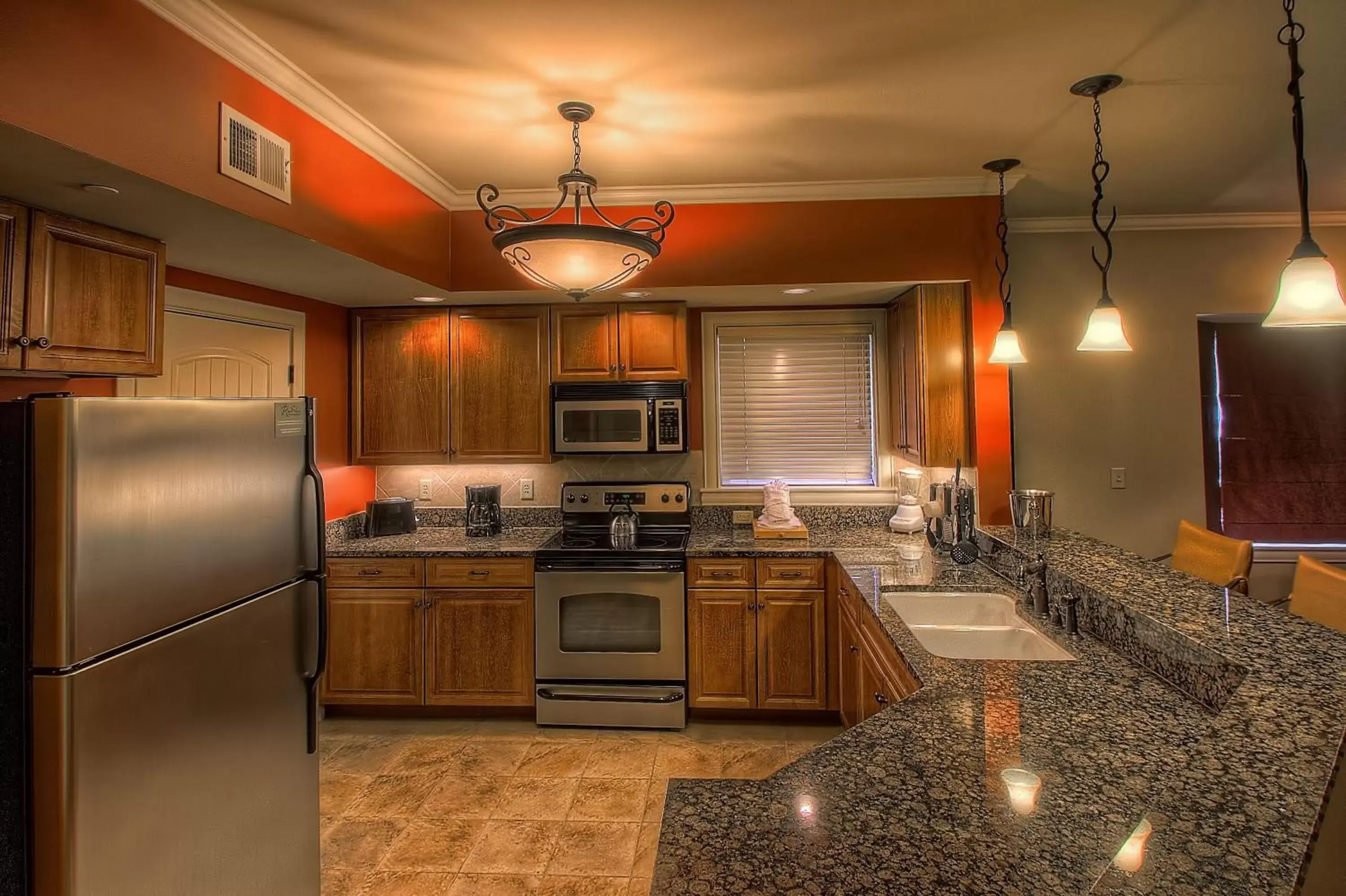 Kitchen/Kitchenette in RiverStone Resort & Spa