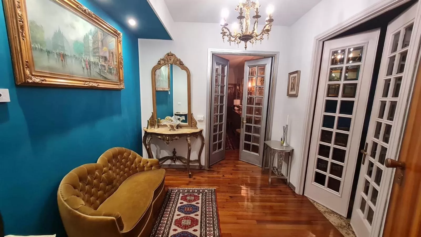 Seating Area in Sopra Le Poste