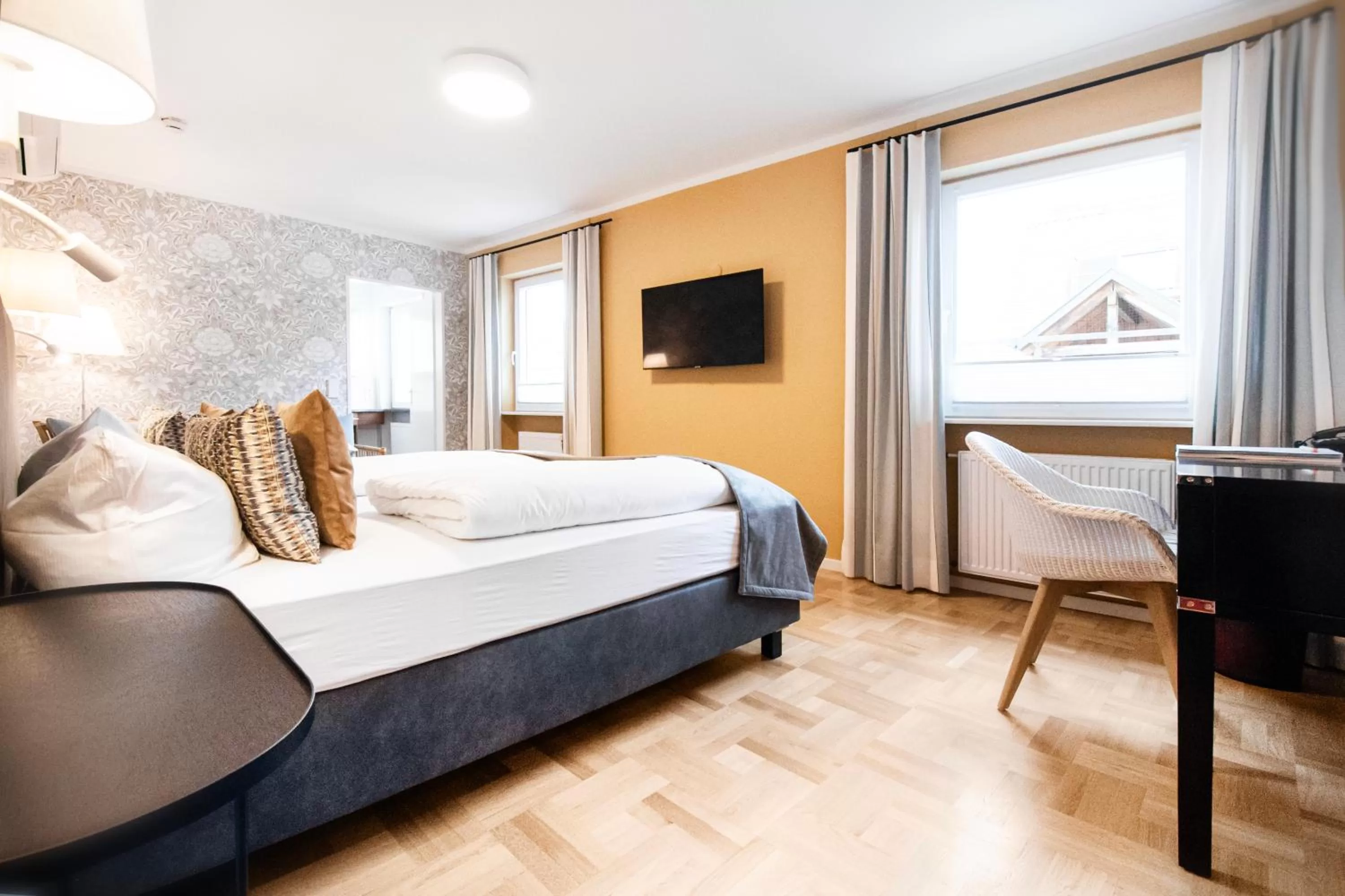 Photo of the whole room, Bed in Romantik Hotel Barbarossa