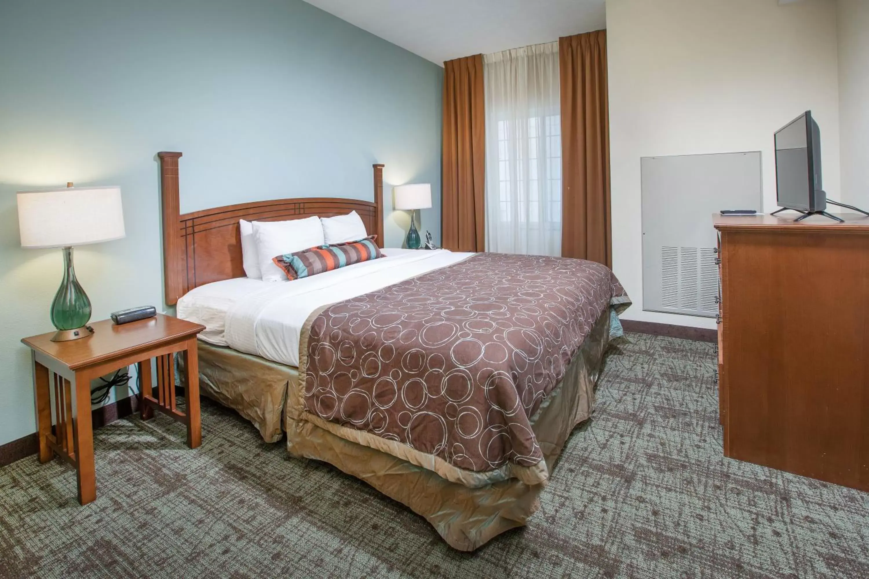 Photo of the whole room, Bed in Staybridge Suites Augusta, an IHG Hotel