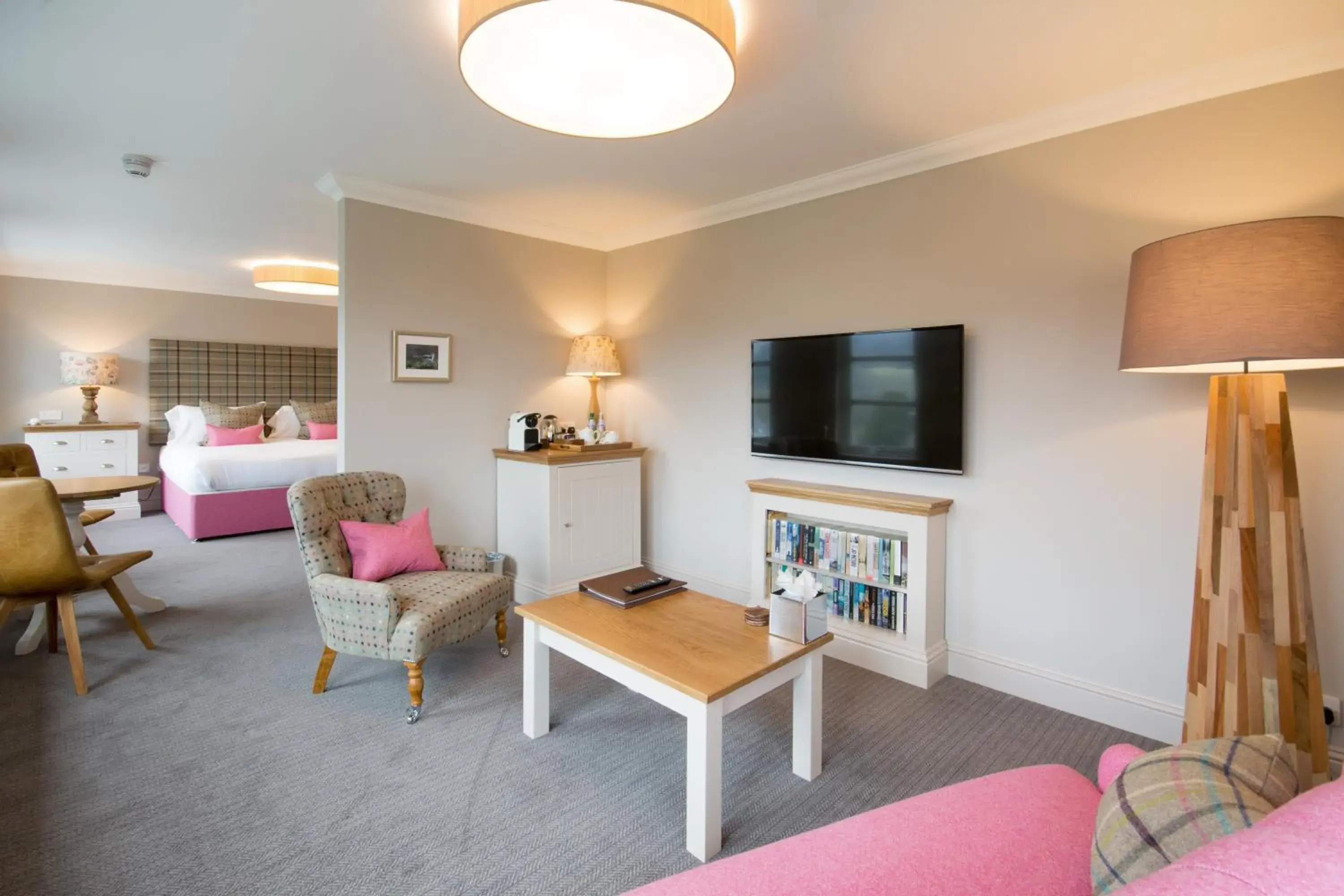 Photo of the whole room, Seating Area in Knockendarroch Hotel