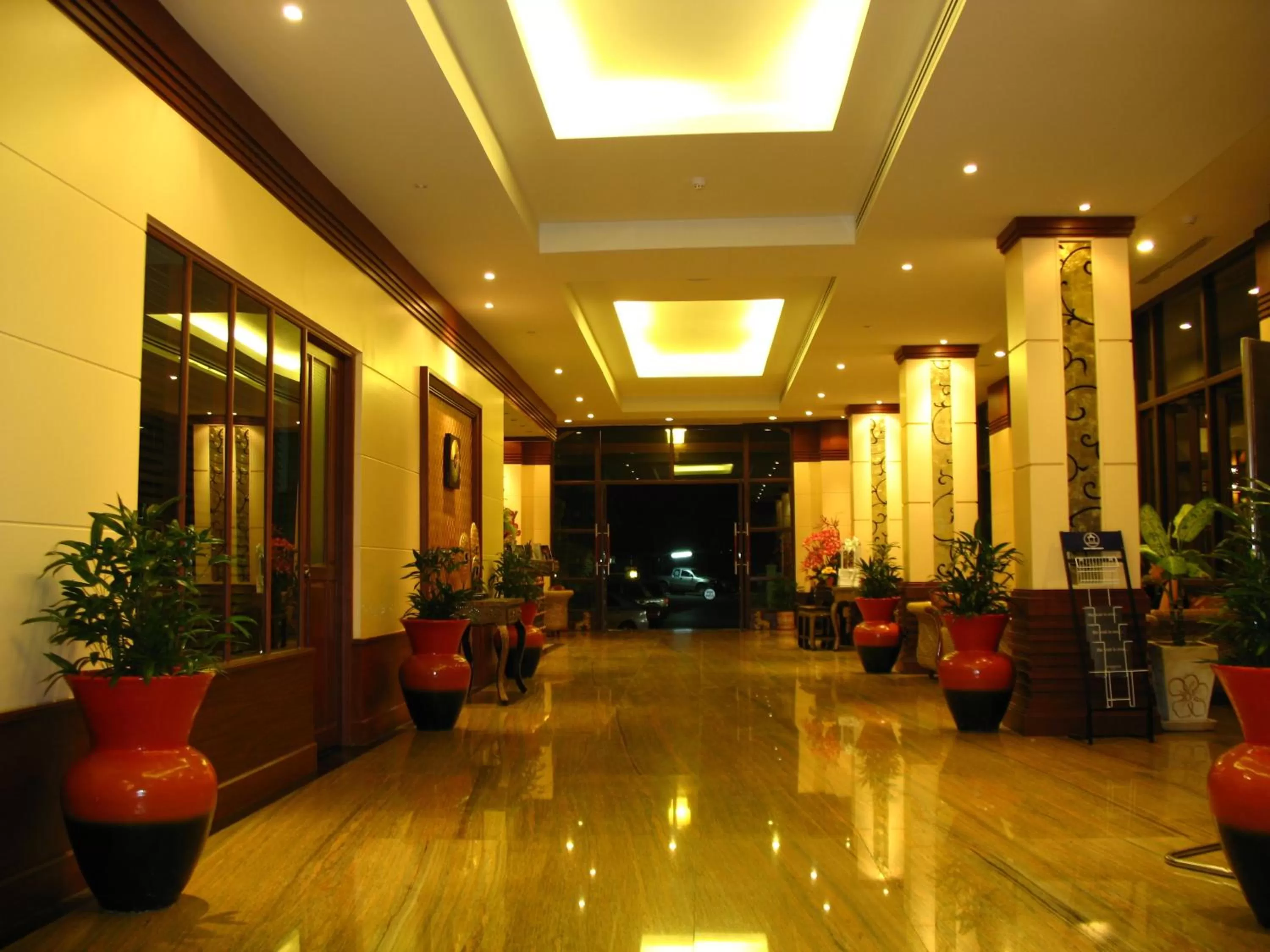 Lobby or reception in Wannara Hotel Hua Hin