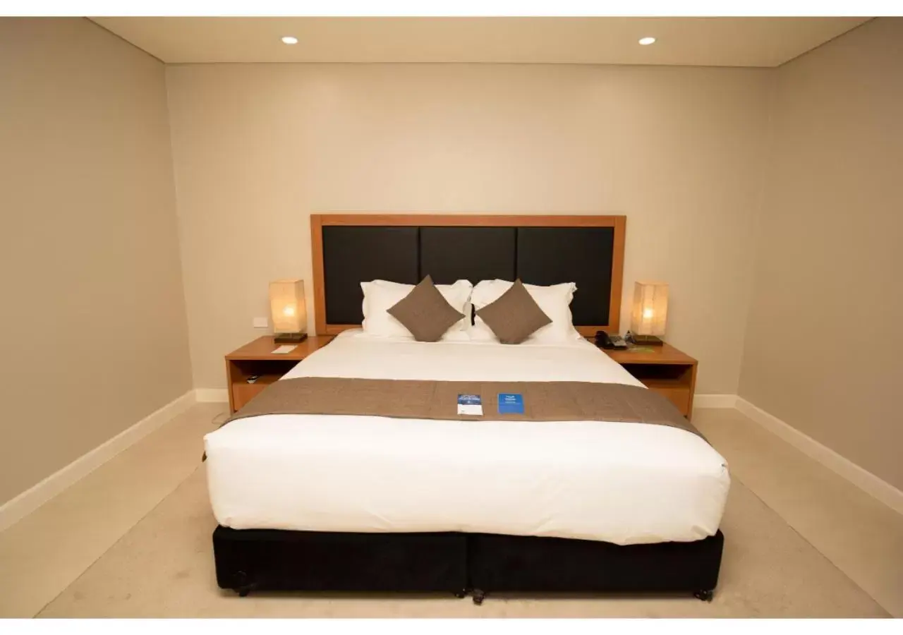 King Suite with Balcony in Gateway Hotel King Suite with Balcony in Gateway Hotel