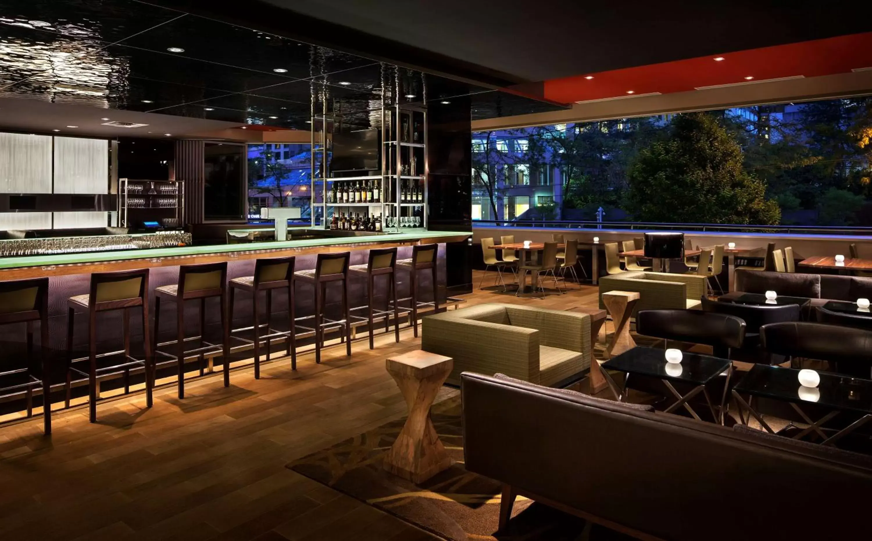 Lounge or bar in Hyatt Regency Vancouver Lounge or bar in Hyatt Regency Vancouver