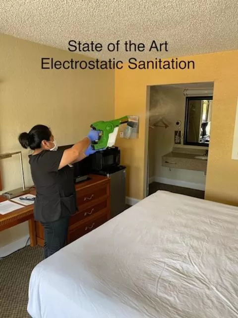 Days Inn by Wyndham Asheville West