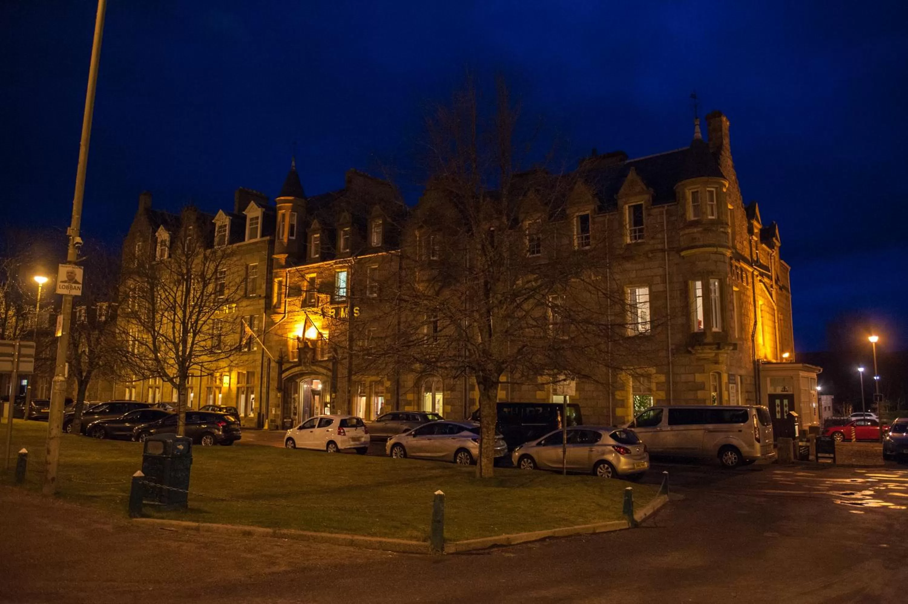 Facade/entrance in Grant Arms Hotel