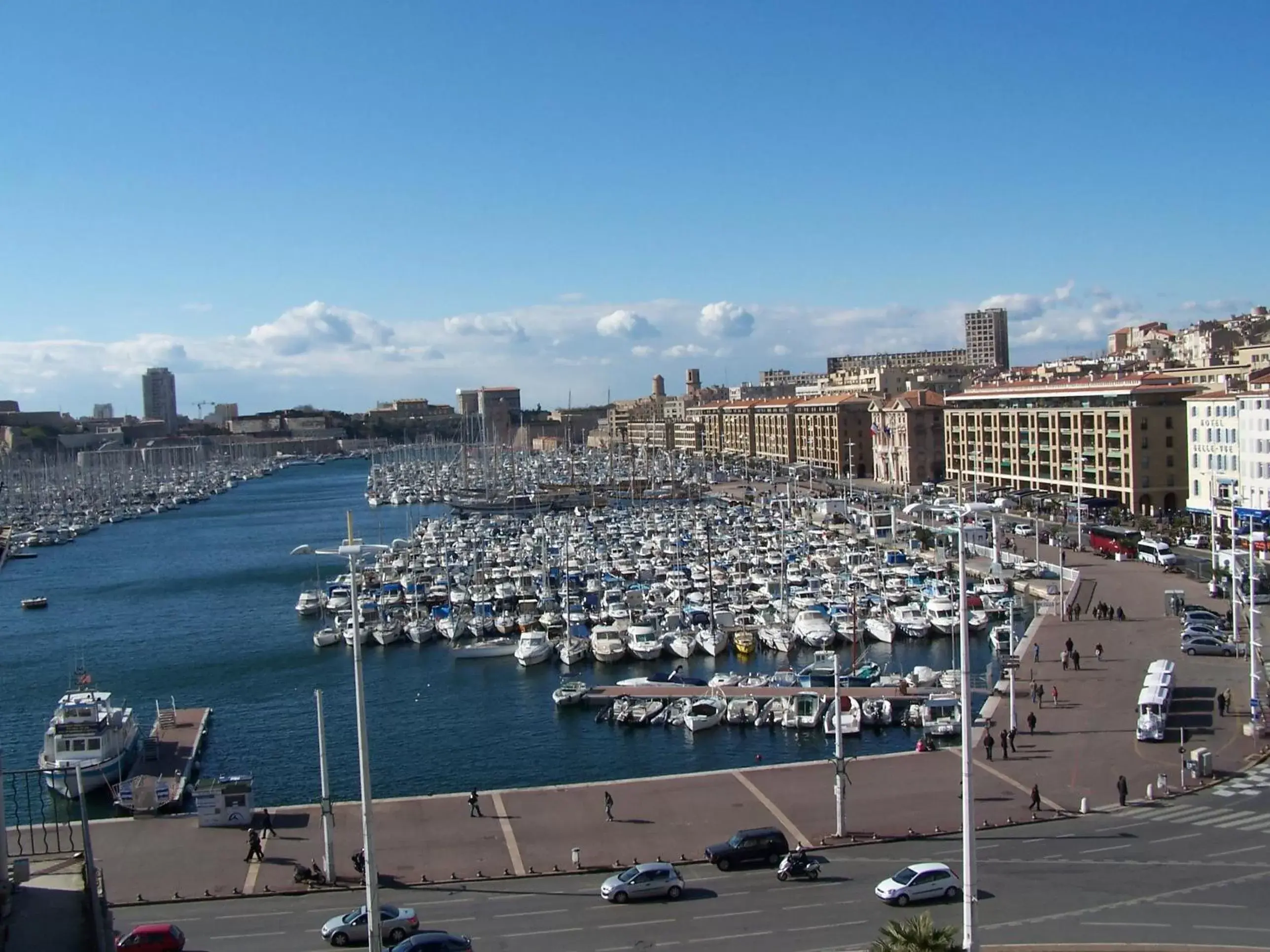 Area and facilities in Escale Oceania Marseille Vieux Port