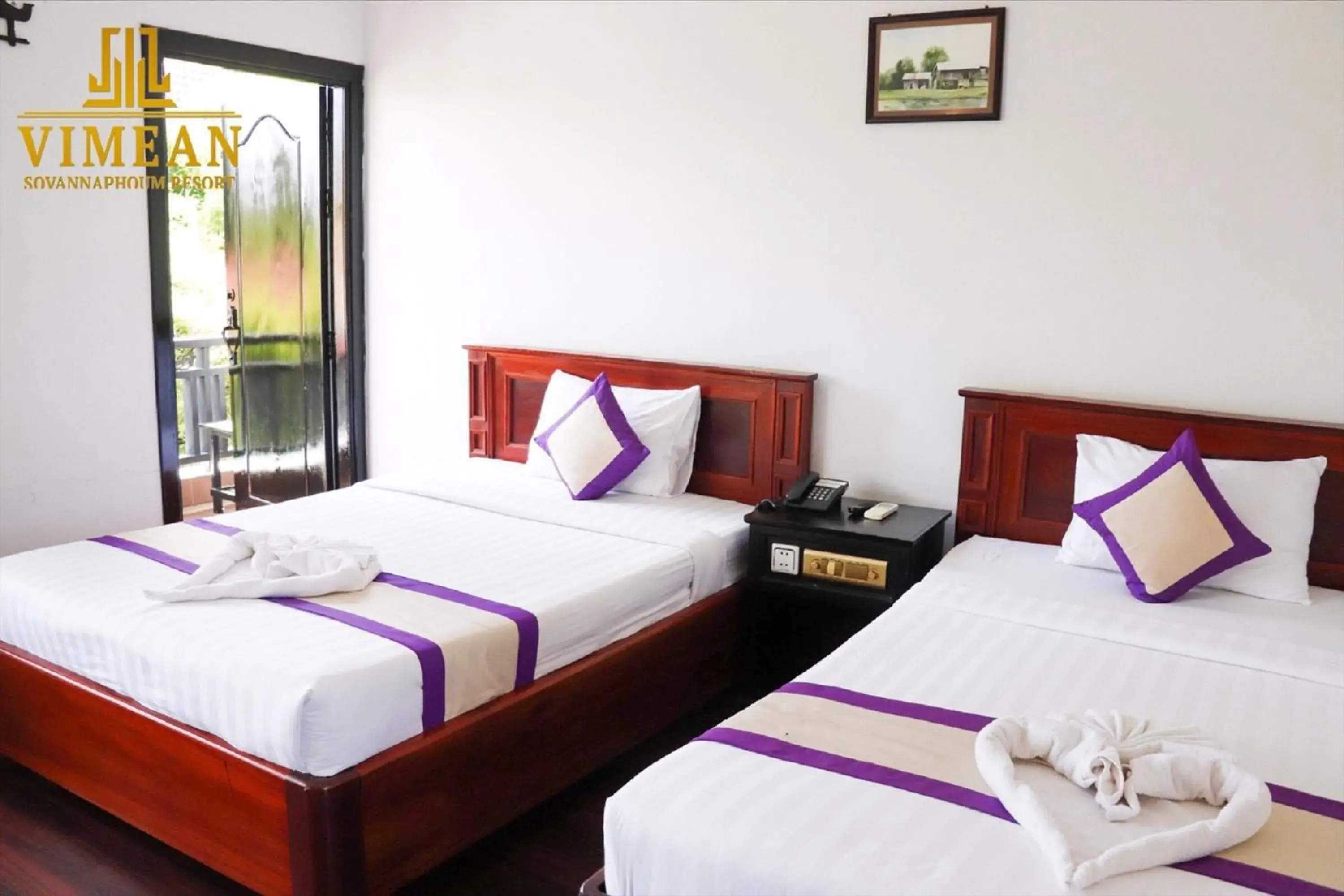 Property building, Bed in Vimean Sovannaphoum Resort