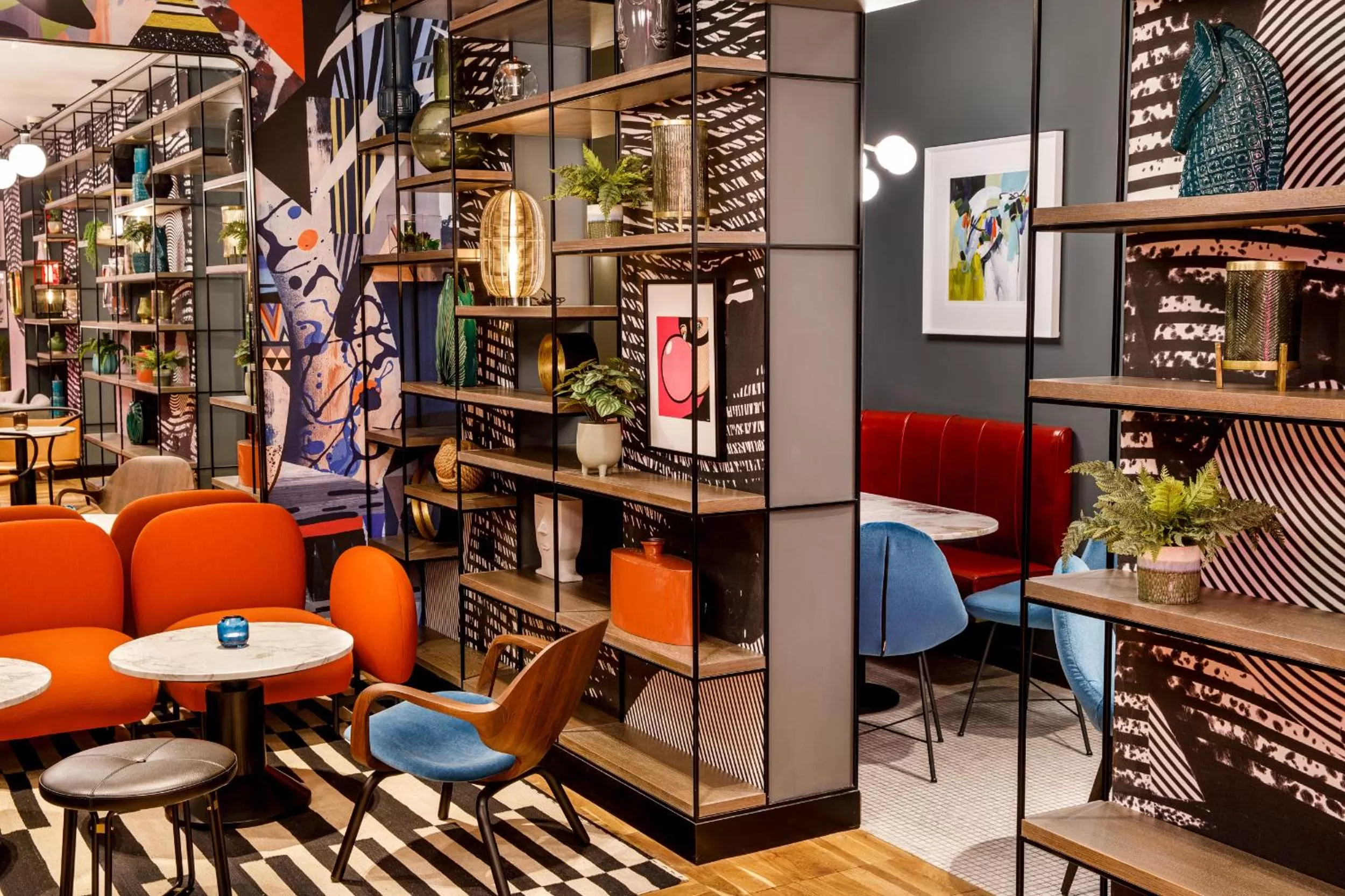 Lobby or reception in ibis Styles Edinburgh St Andrew Square