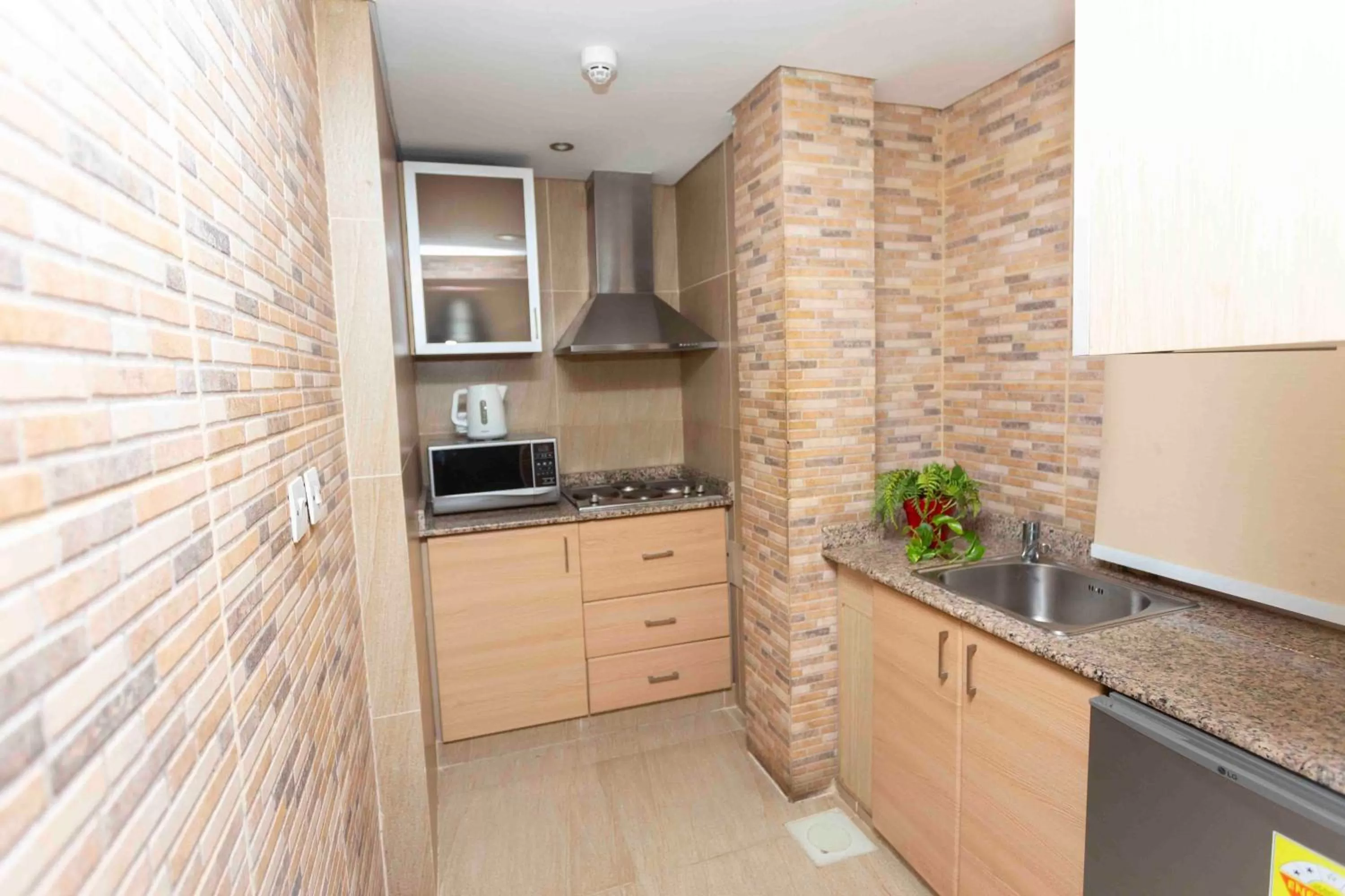 Roots Hotel Apartment