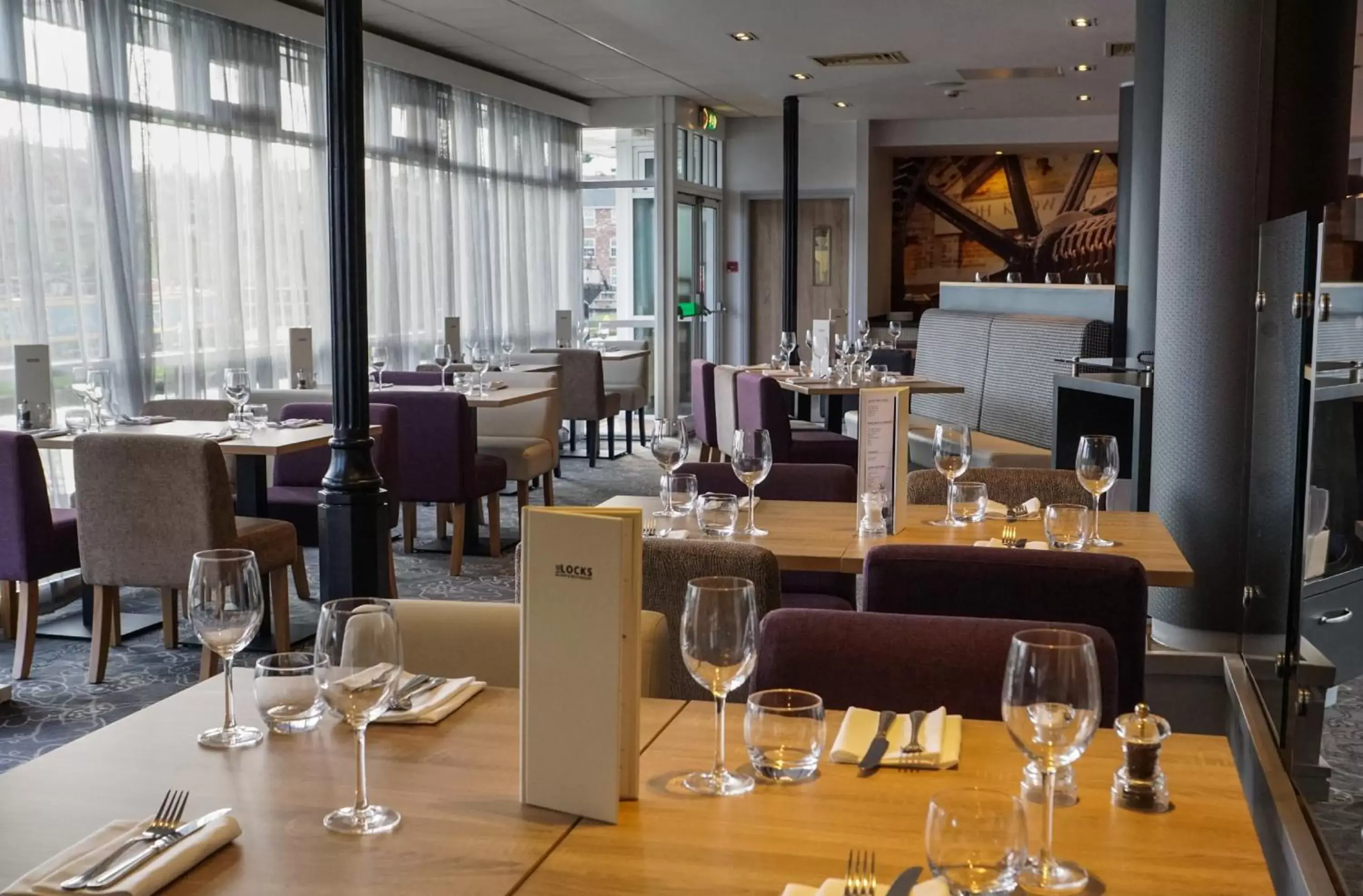 Restaurant/Places to Eat in Holiday Inn Ellesmere Port/Cheshire Oaks, an IHG Hotel