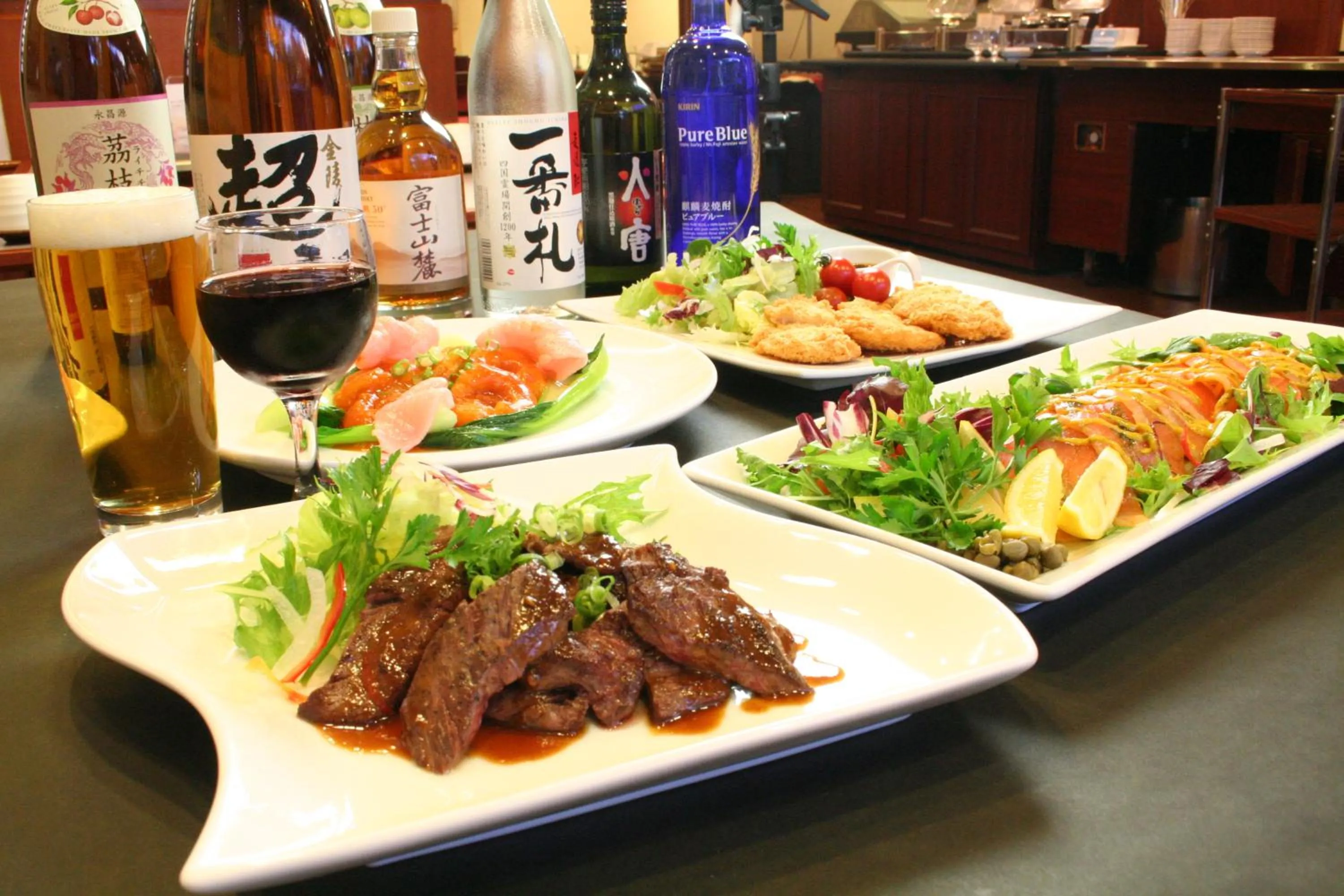 Food and drinks in Takamatsu Tokyu REI Hotel