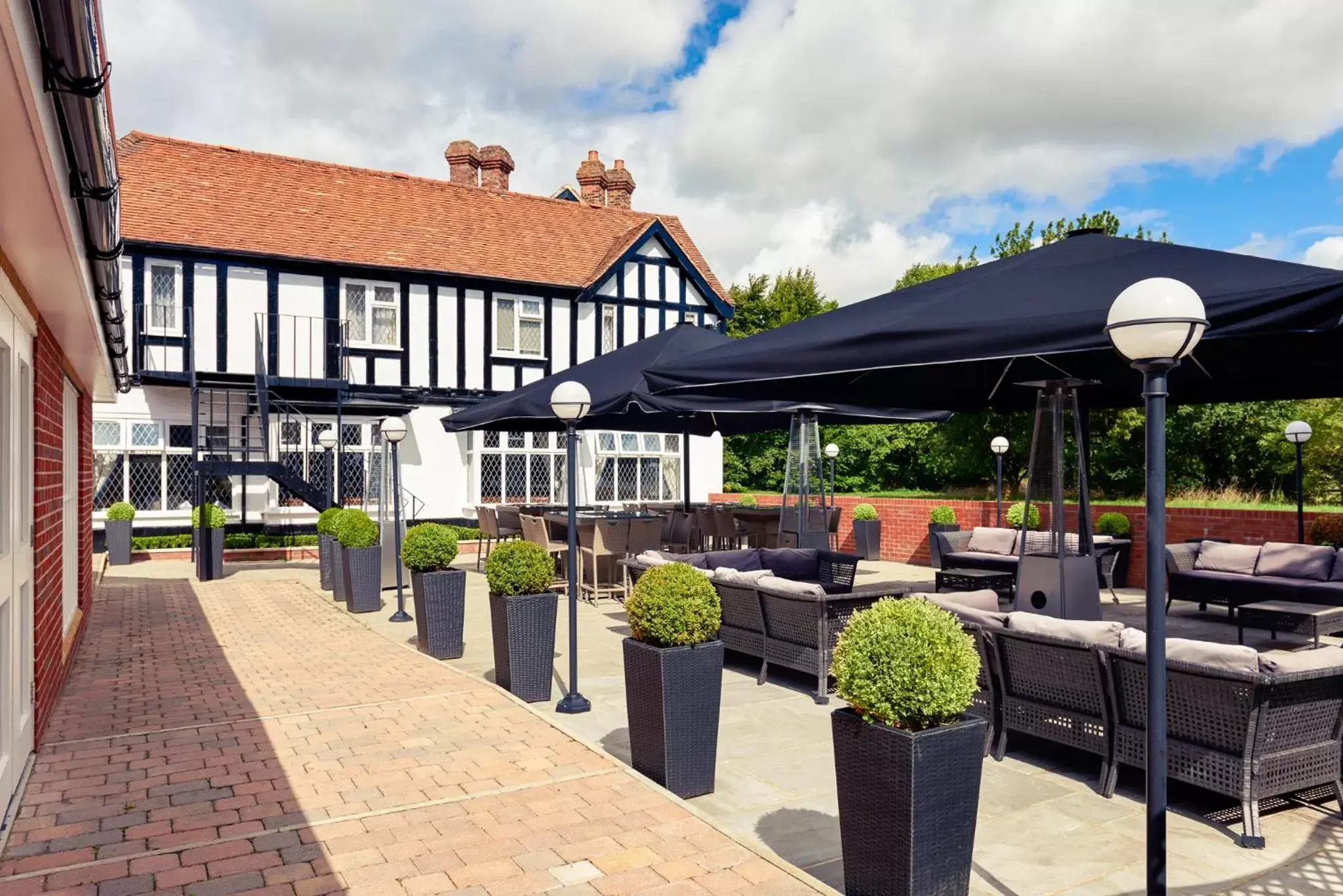 Balcony/Terrace, Restaurant/Places to Eat in Mercure Thame Lambert Hotel