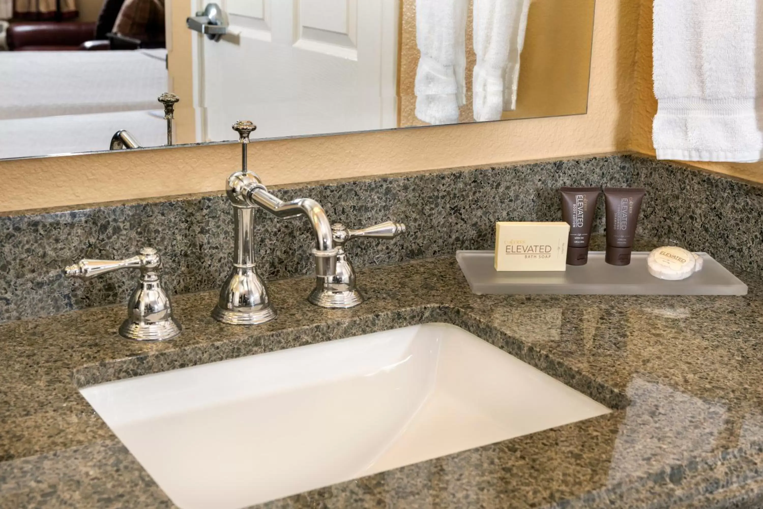 Bathroom in Ayres Lodge Alpine