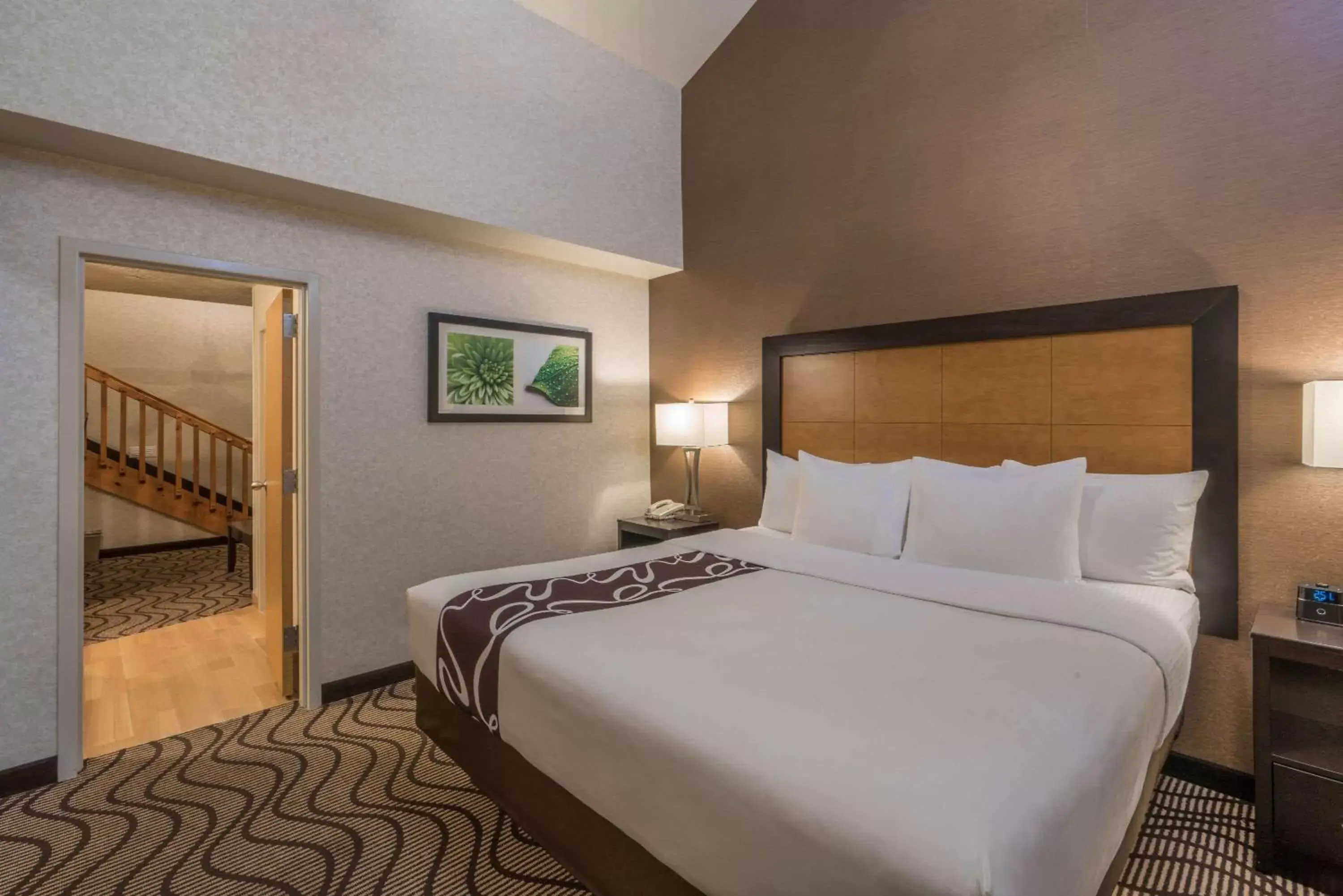 Photo of the whole room, Bed in La Quinta by Wyndham Idaho Falls/Ammon