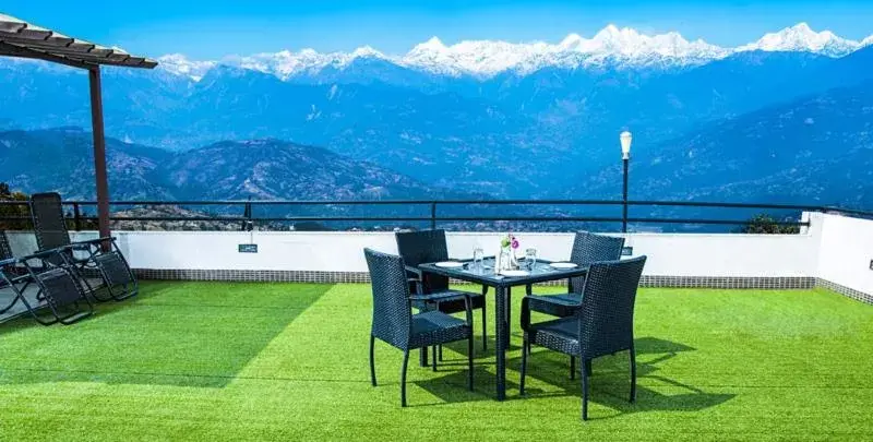 Balcony/Terrace, Mountain View in Hotel Himalayan Villa