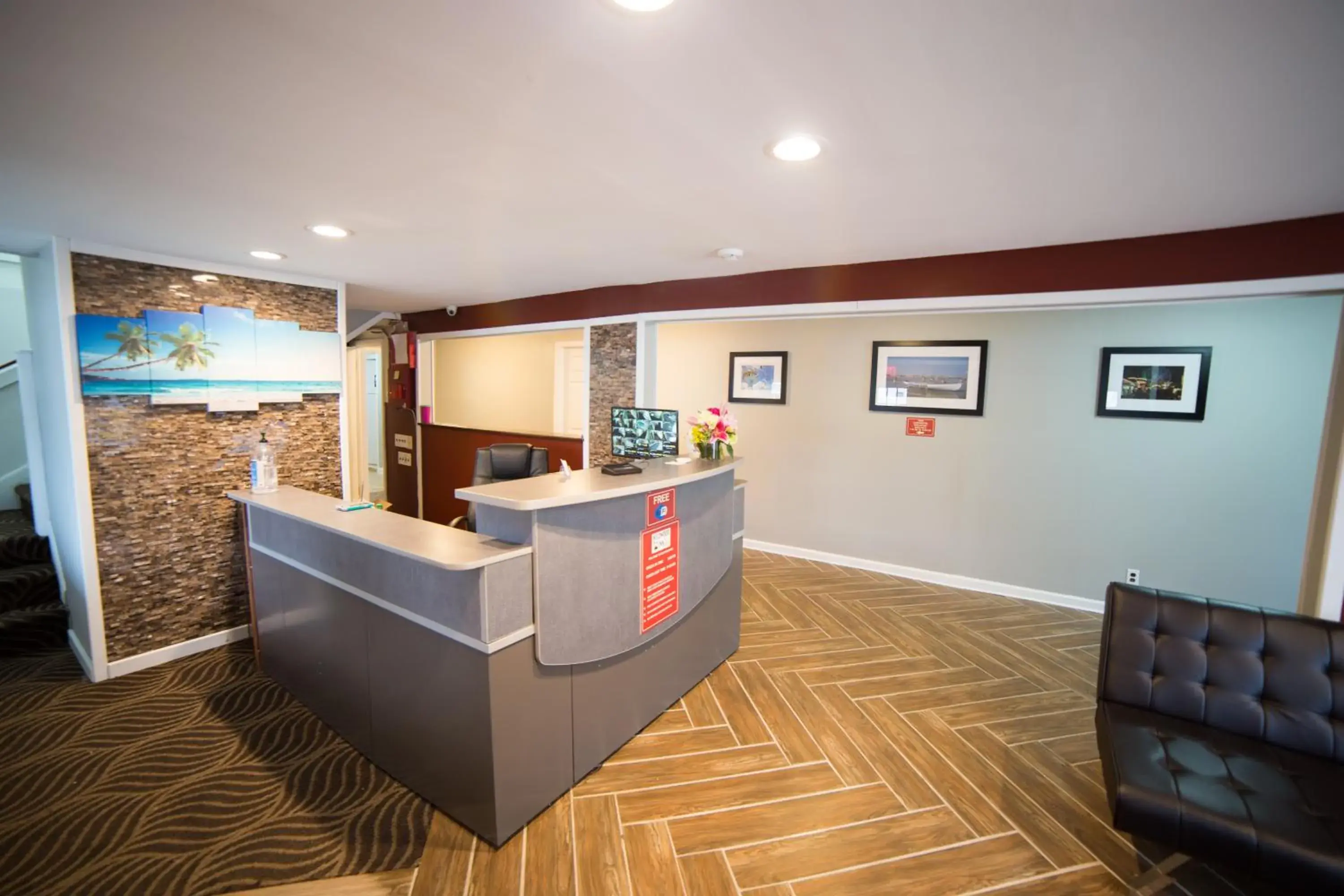 Lobby or reception in Wildwood Inn Hotel Travelodge Beach & Boardwalk Lobby or reception in Wildwood Inn Hotel Travelodge Beach & Boardwalk