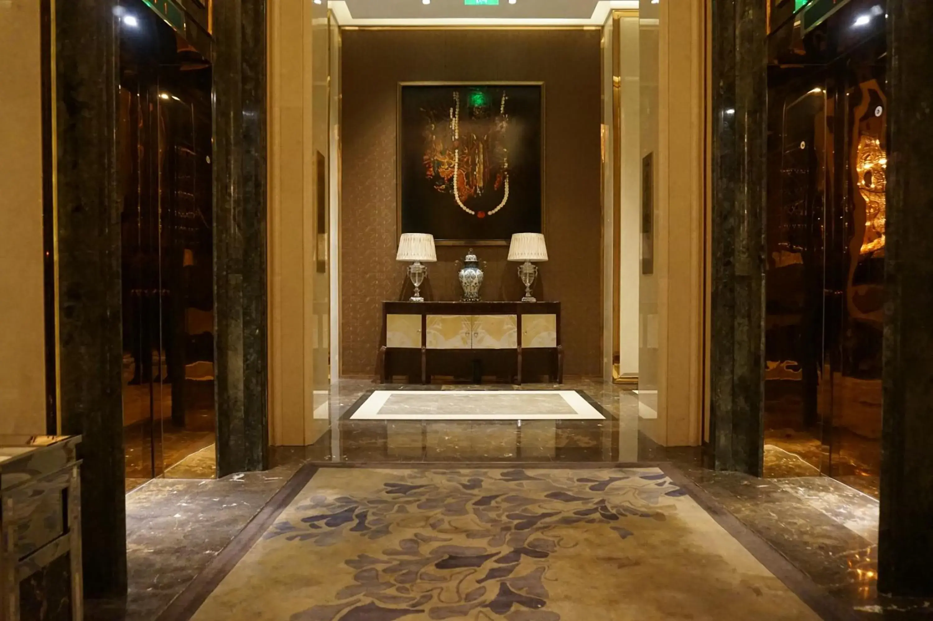Decorative detail, Lobby/Reception in Wanda Realm Harbin Hotel