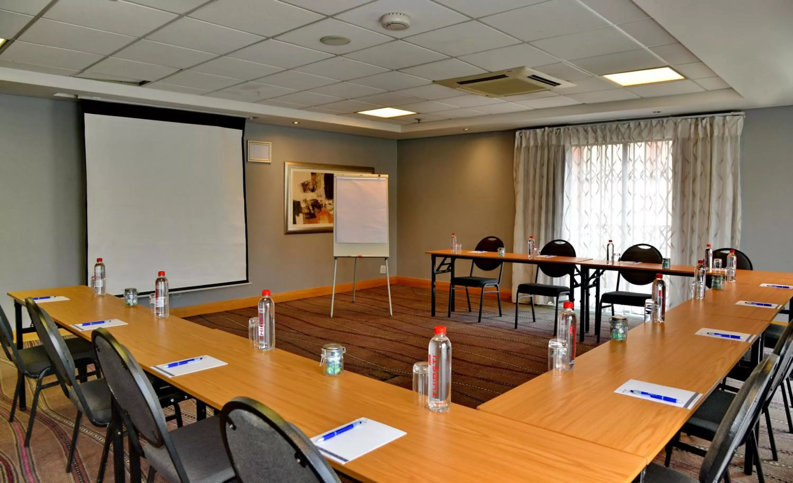 Coffee/tea facilities, Business Area/Conference Room in ANEW Hotel Roodepoort Johannesburg