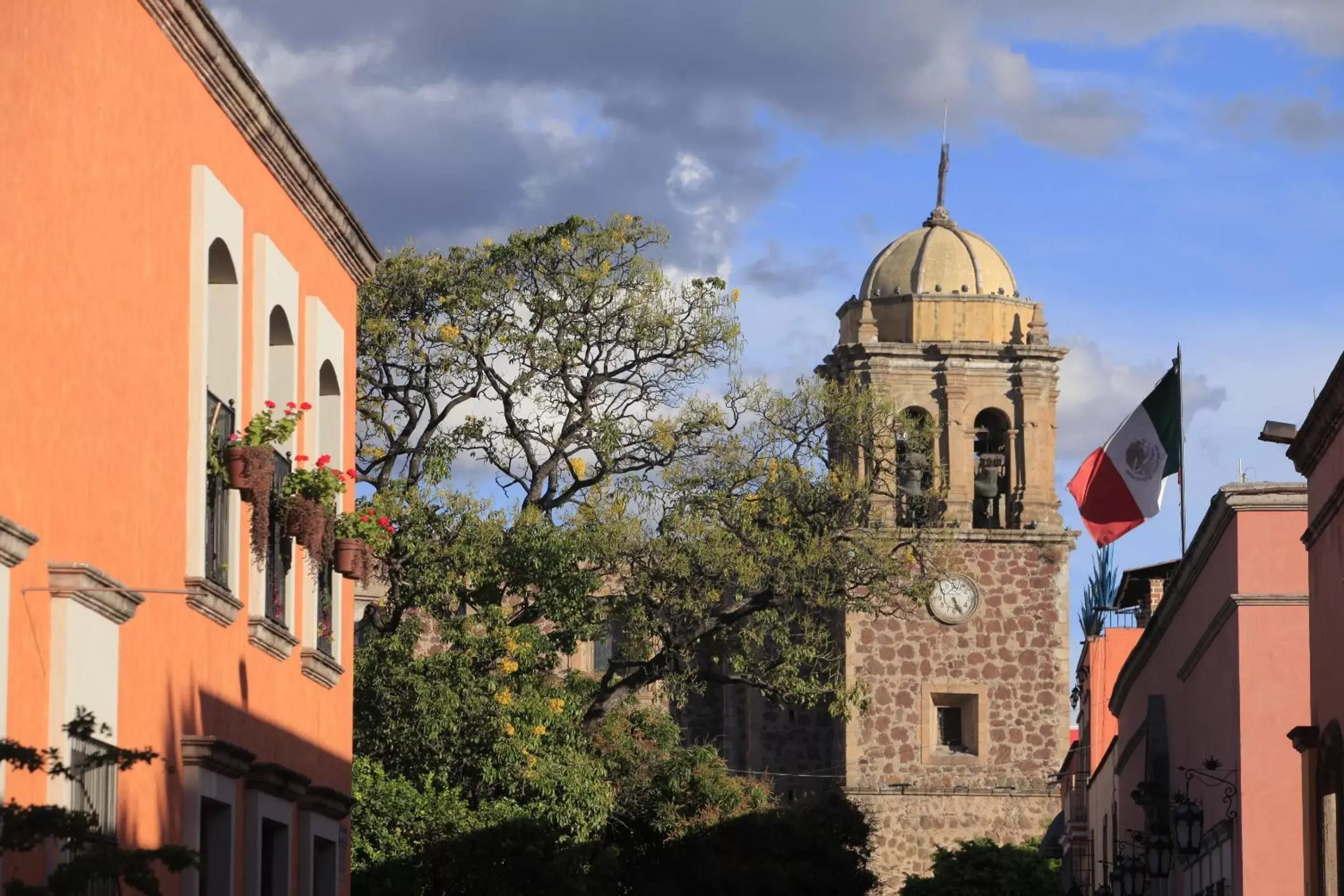 Day, Property Building in Hotel Solar de las Animas