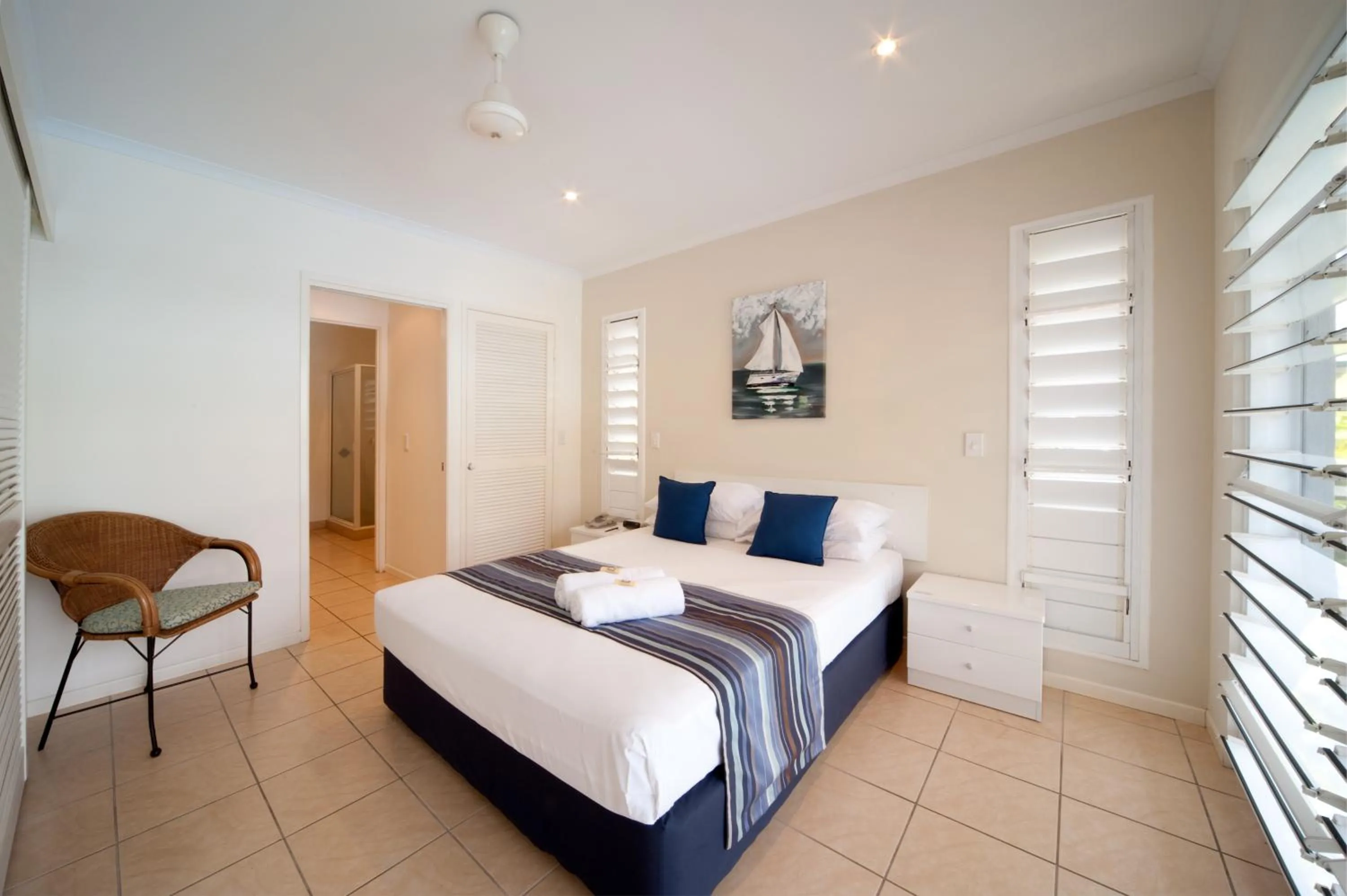 Bed in Mango House Resort