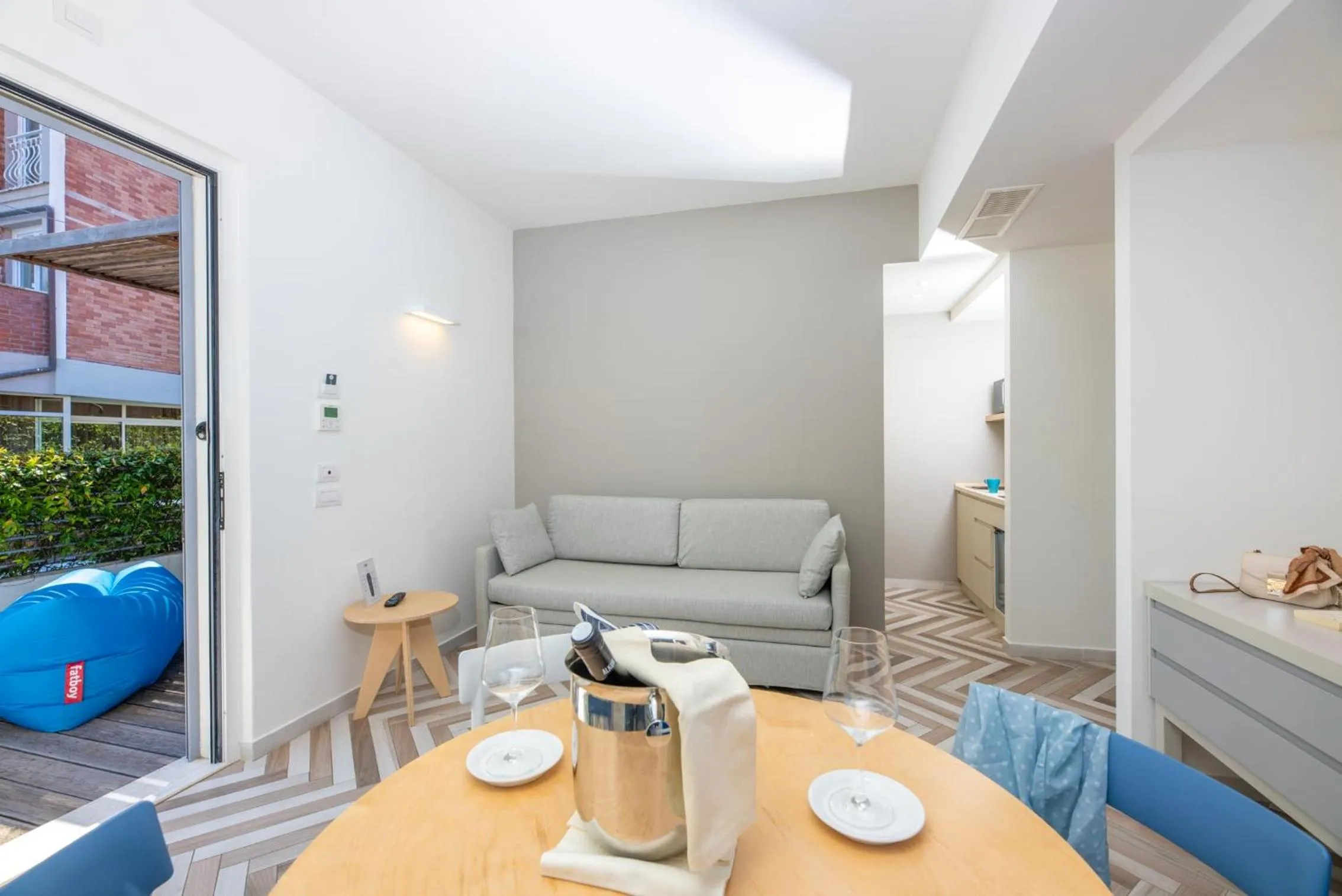 Seating area in L'Alba Hotel