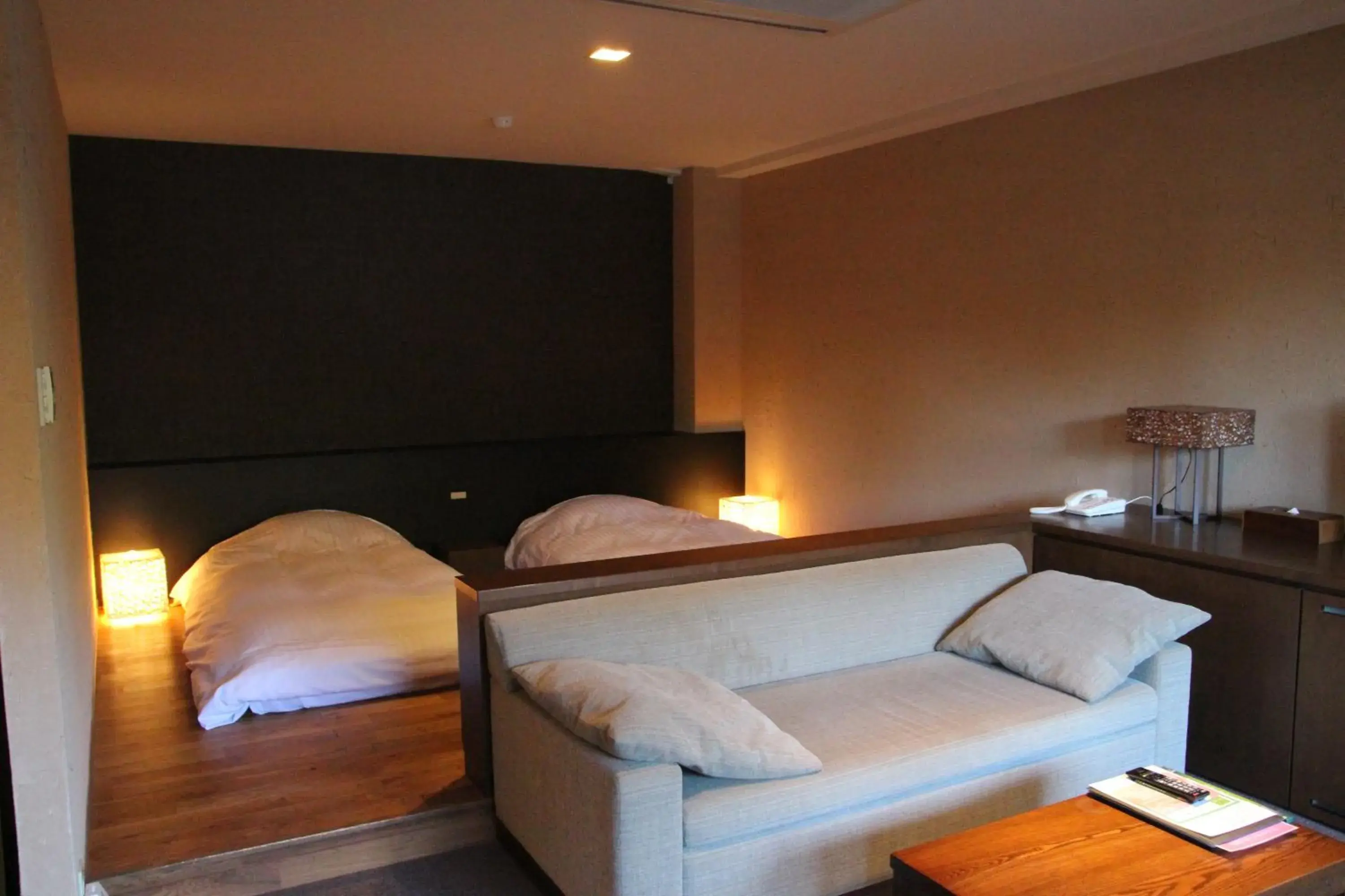 【Adult Only】Luxury Tower - Dinner Time 18:00- / Japanese Style Dinner - Deluxe Twin Room with Open-Air Bath in Ryokan Aura Tachibana 【Adult Only】Luxury Tower - Dinner Time 18:00- / Japanese Style Dinner - Deluxe Twin Room with Open-Air Bath in Ryokan Aura Tachibana