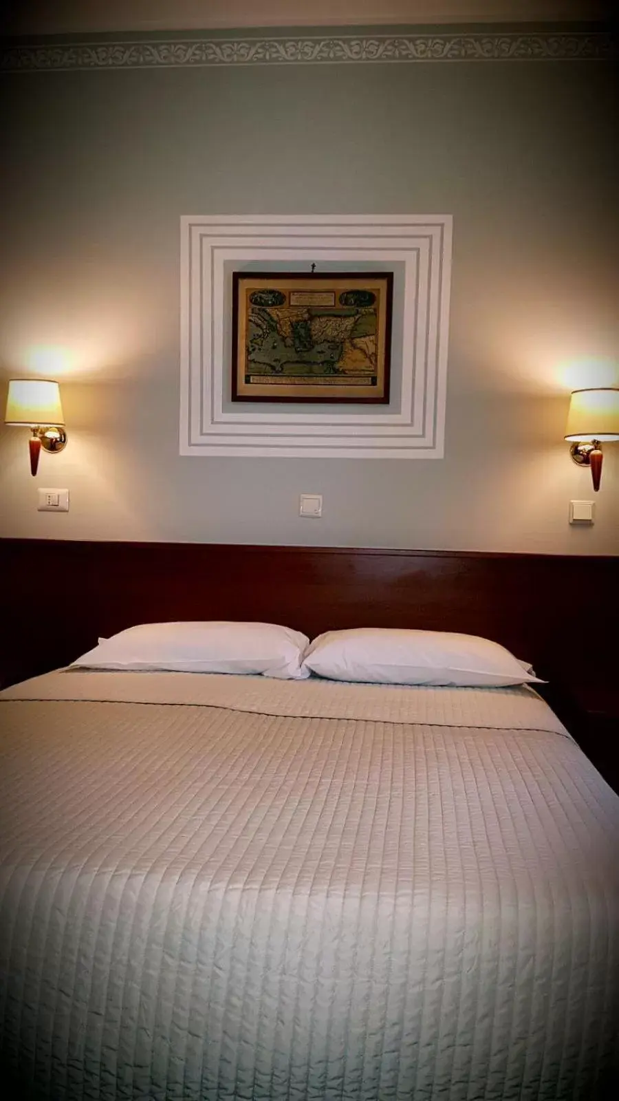 Photo of the whole room, Bed in Hotel Alpi Resort