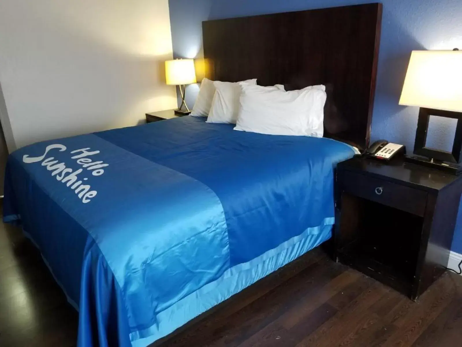 Bed in Days Inn by Wyndham Thomson Bed in Days Inn by Wyndham Thomson