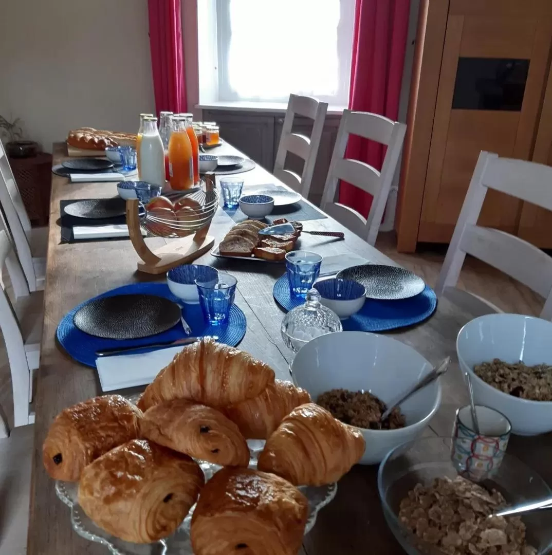 Breakfast in Au Charme de l'Eure