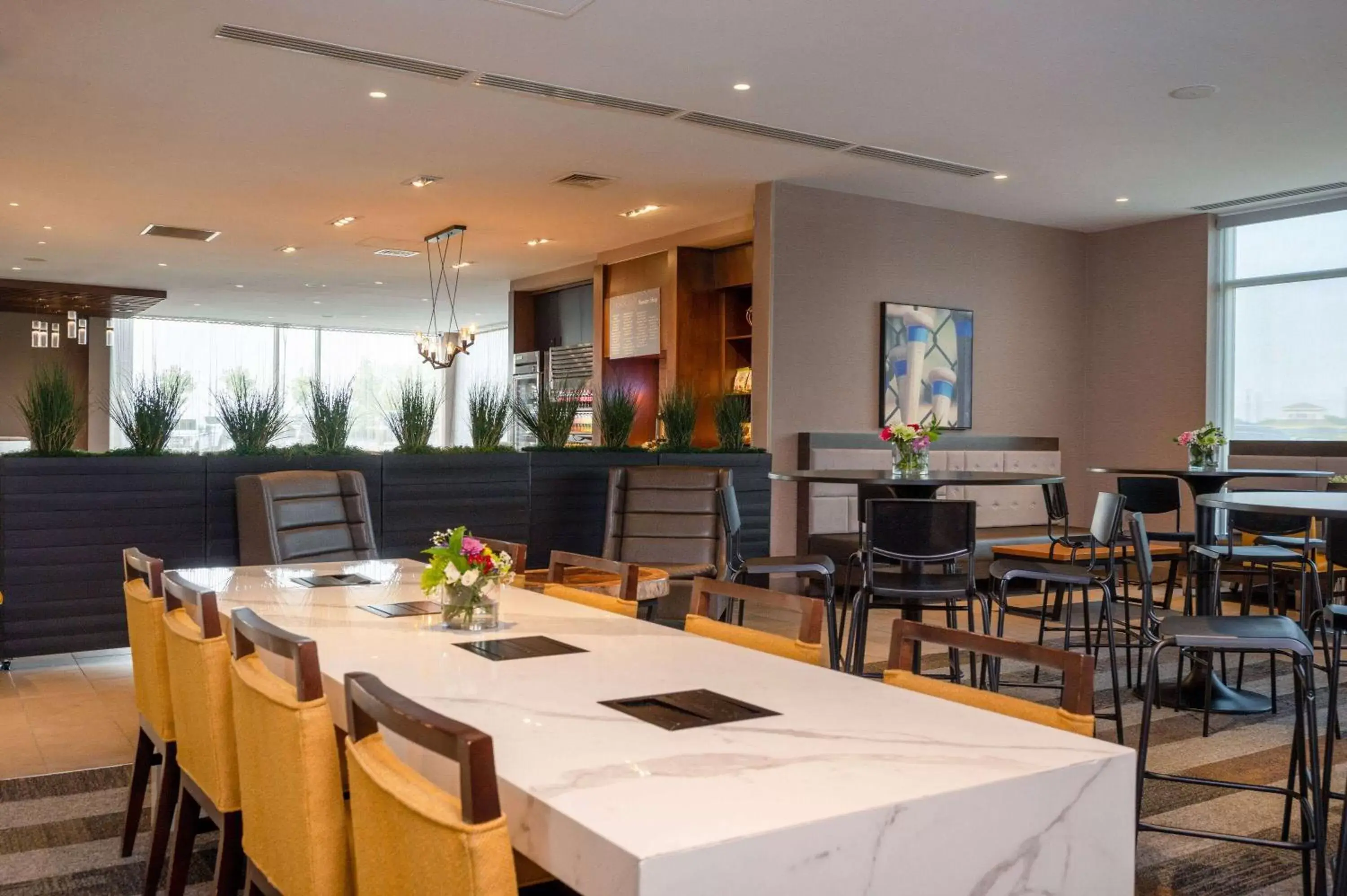 Lounge or bar, Restaurant/Places to Eat in Wyndham Westfield