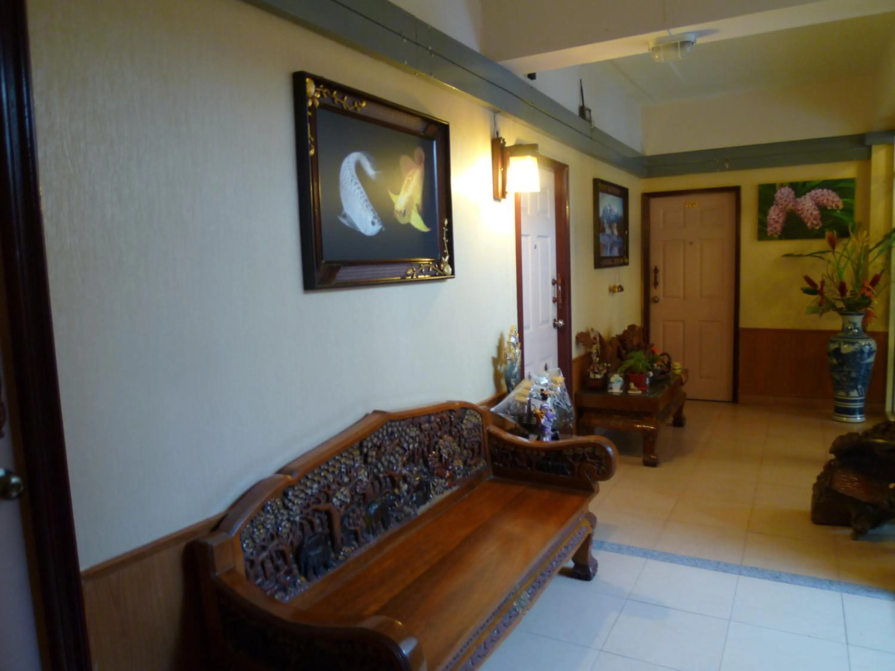 Decorative detail in Vanlisut Hotel Ngamwongwan